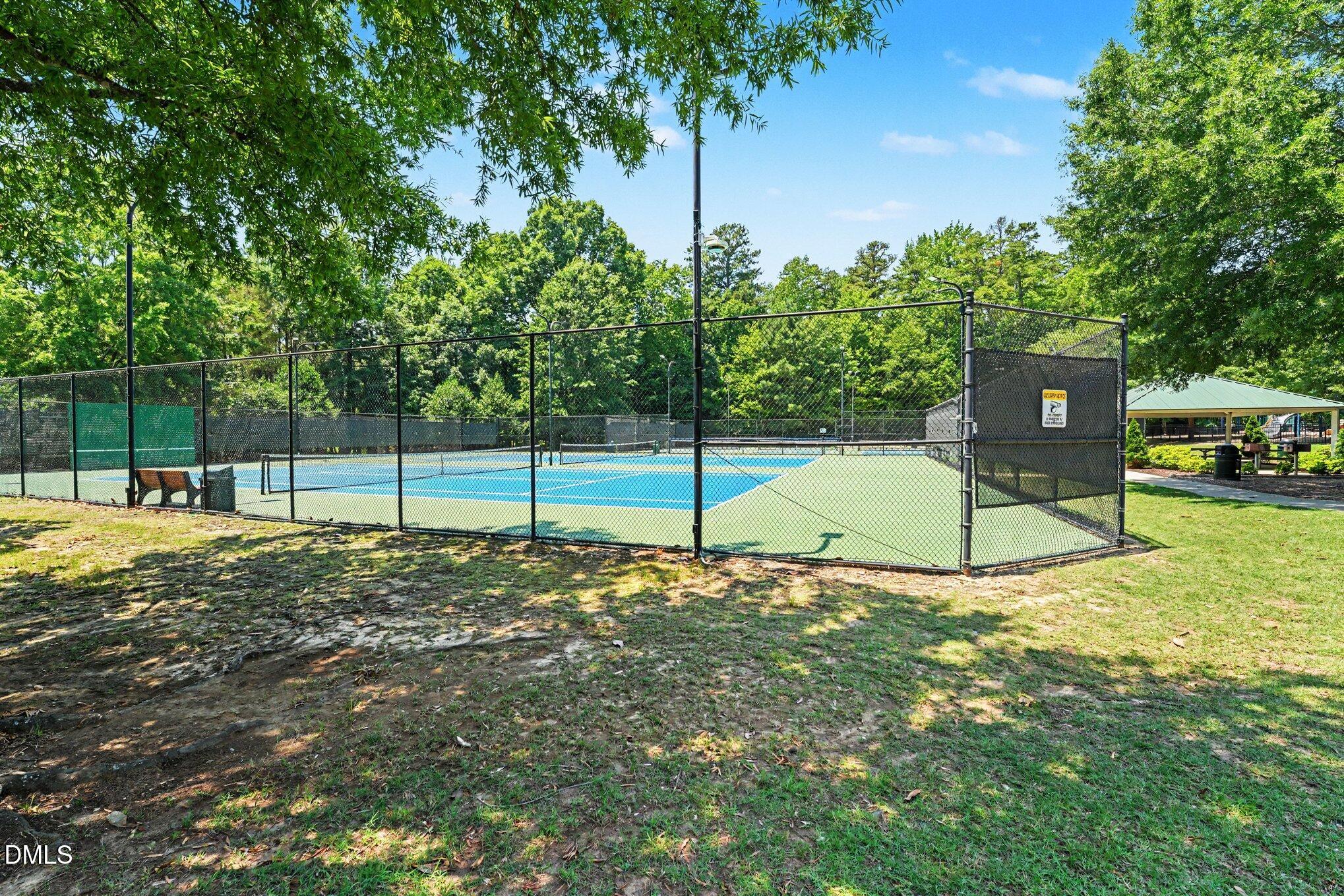 3005 Grandview Heights Lane