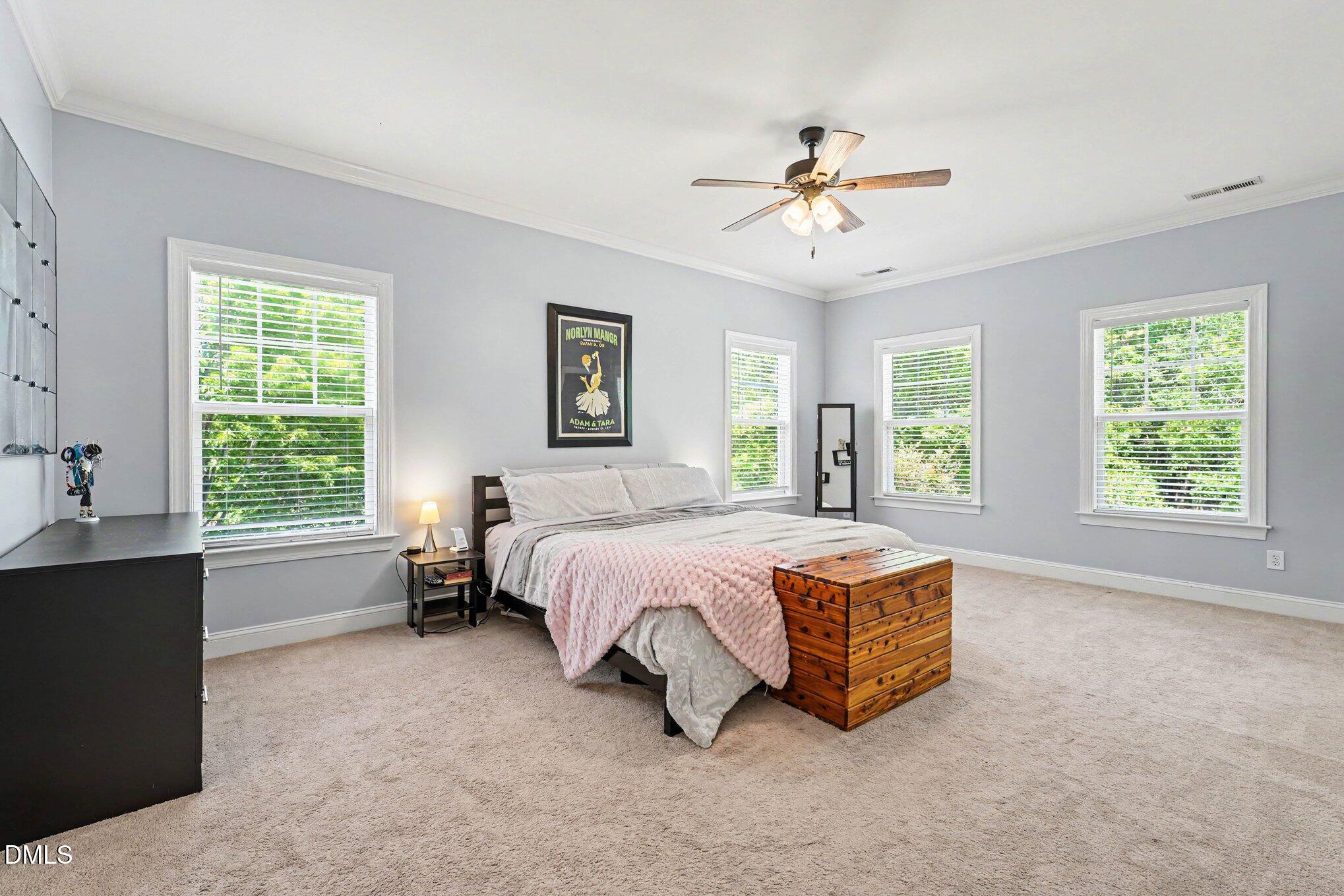 3005 Grandview Heights Lane