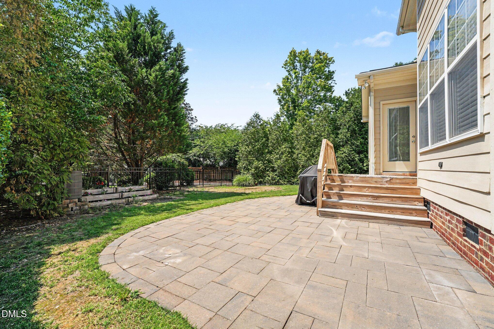 3005 Grandview Heights Lane