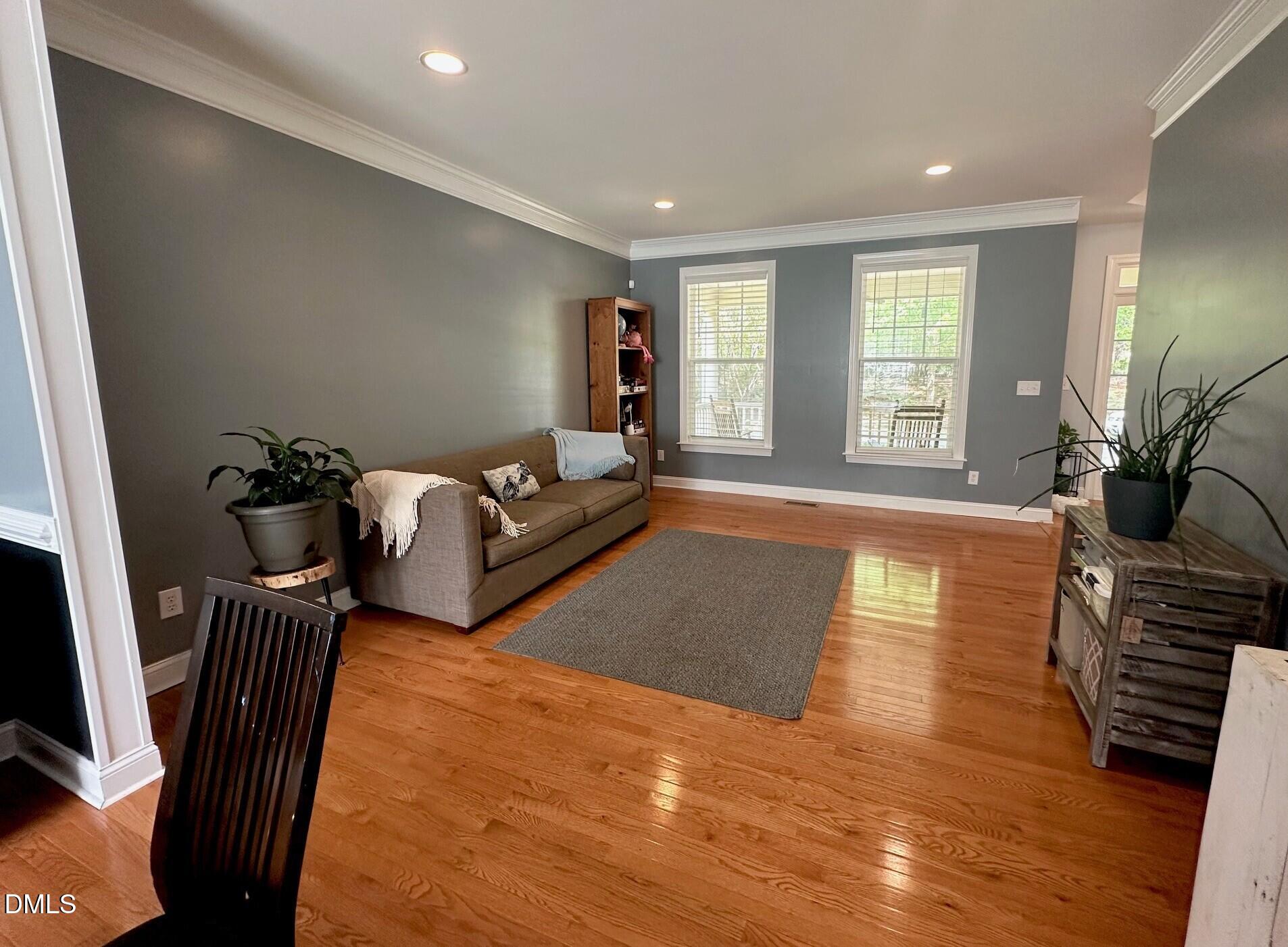 3005 Grandview Heights Lane