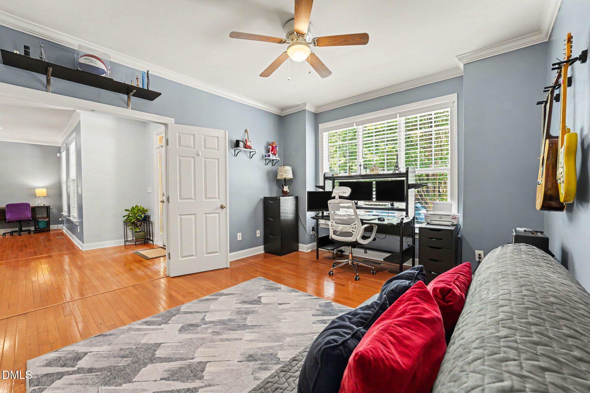 3005 Grandview Heights Lane