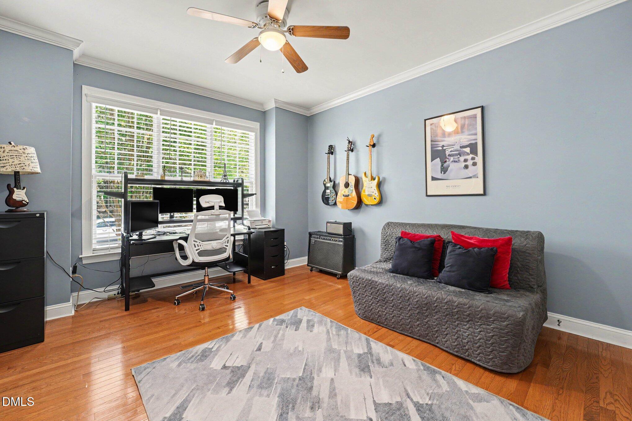 3005 Grandview Heights Lane