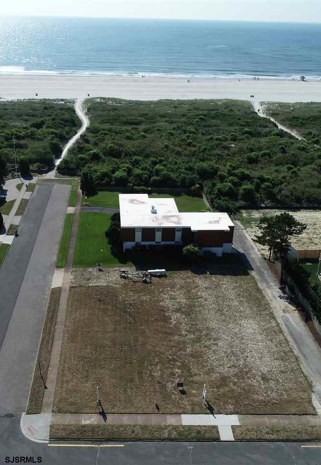 2502 Ocean Ave