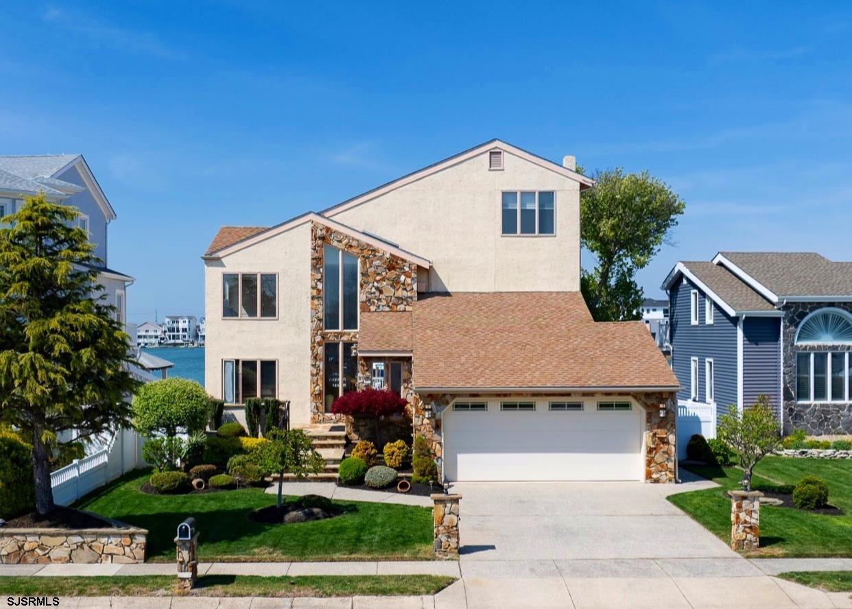 81 Lagoon Blvd