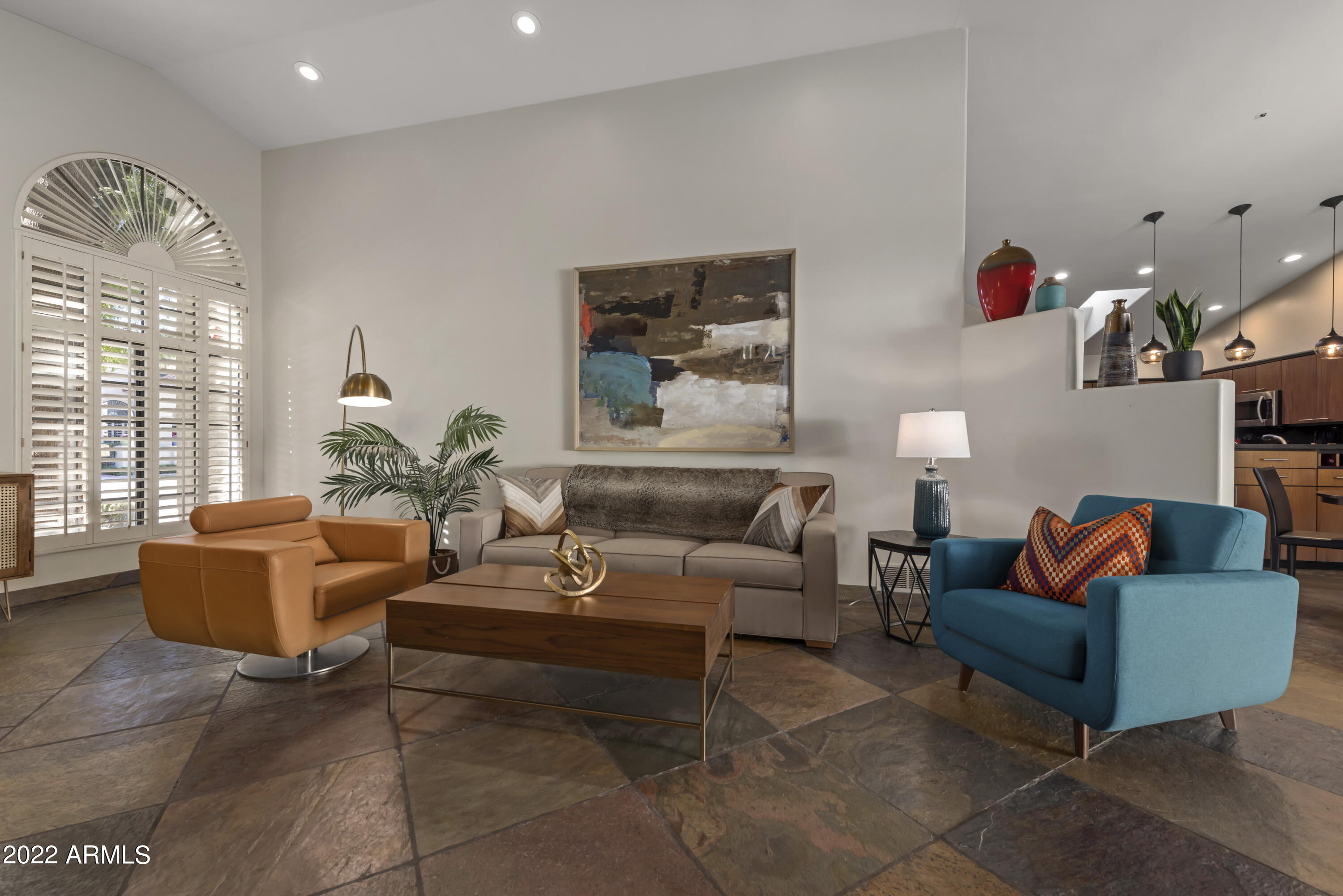 8756 E MUSTANG Trail