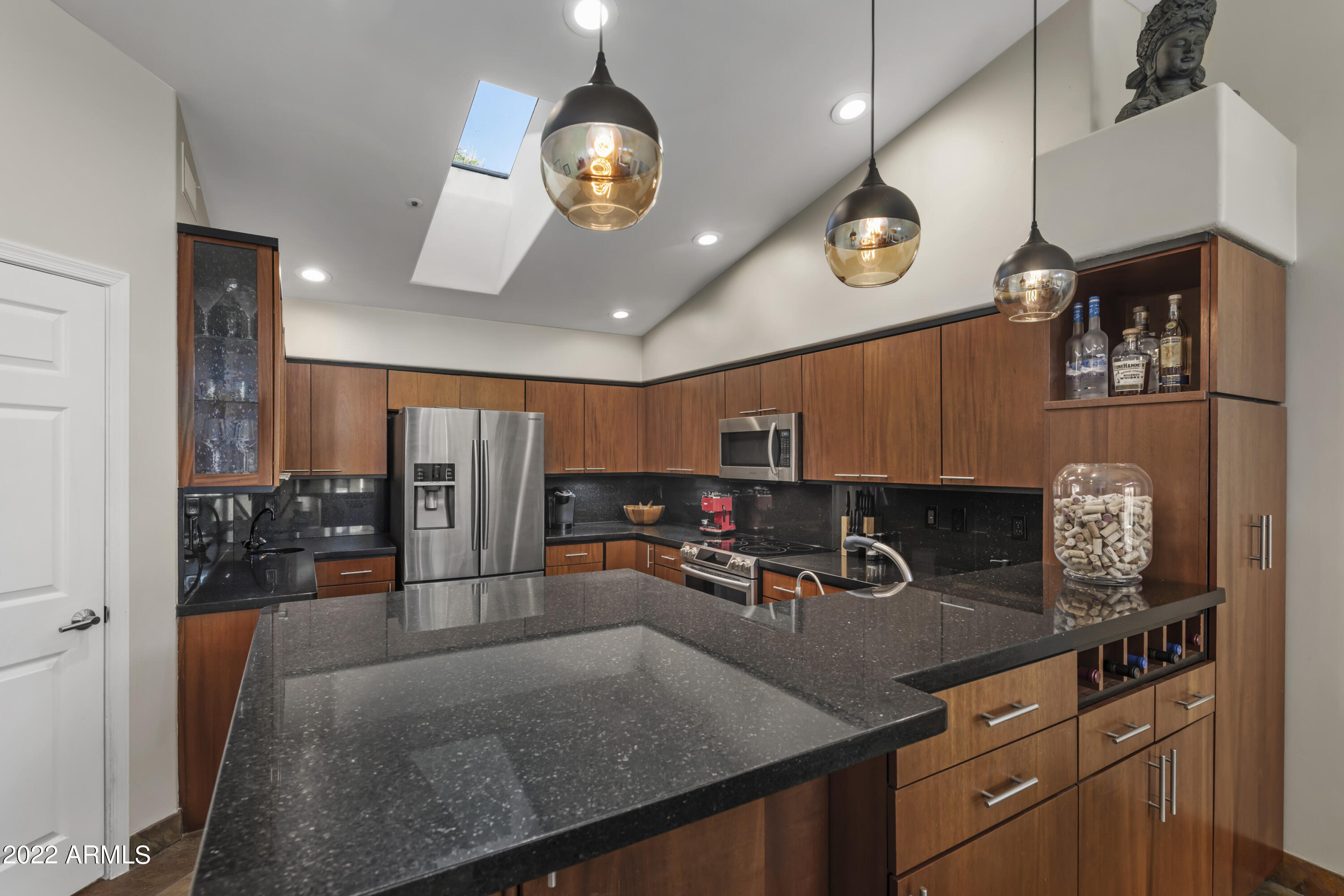 8756 E MUSTANG Trail