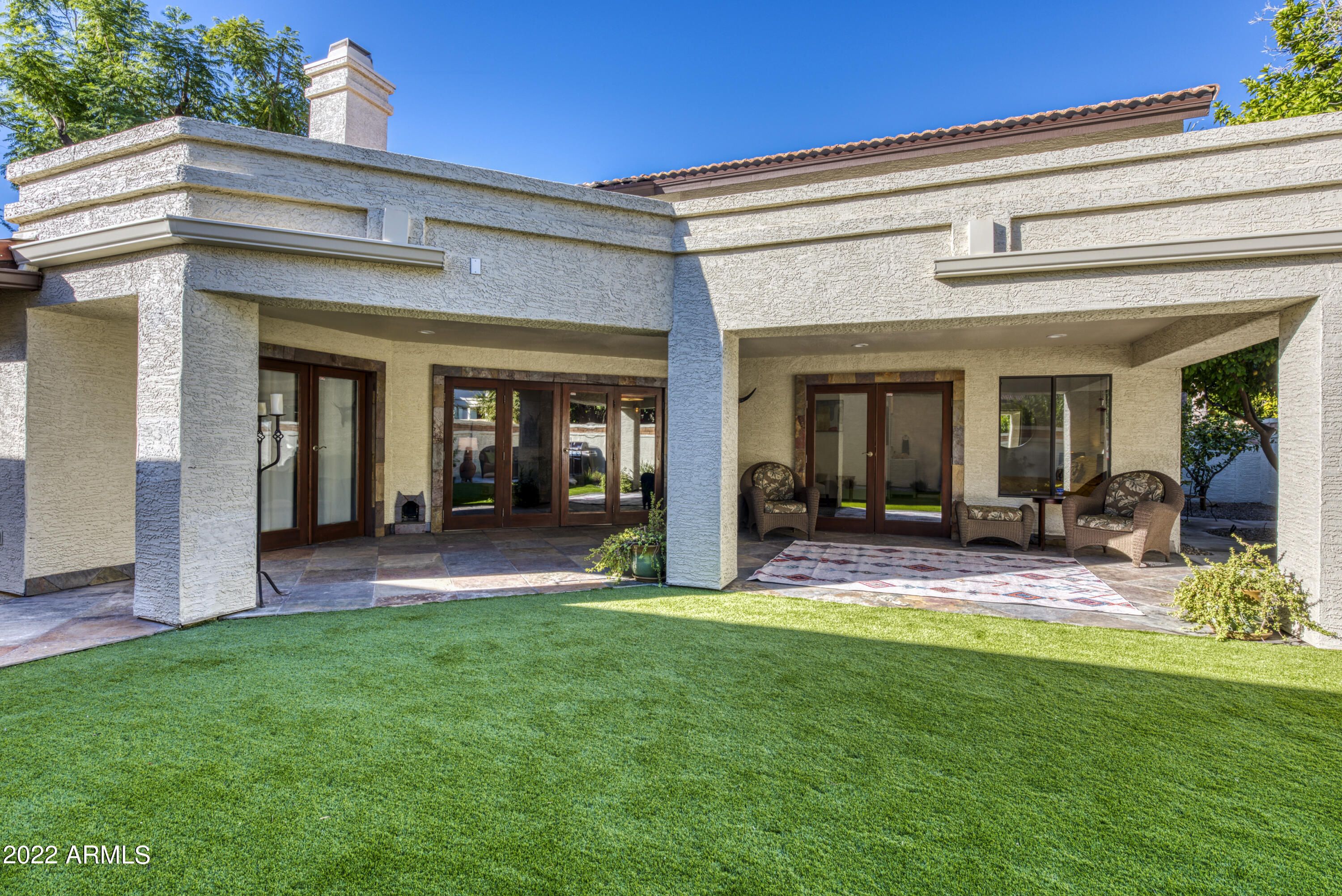 8756 E MUSTANG Trail