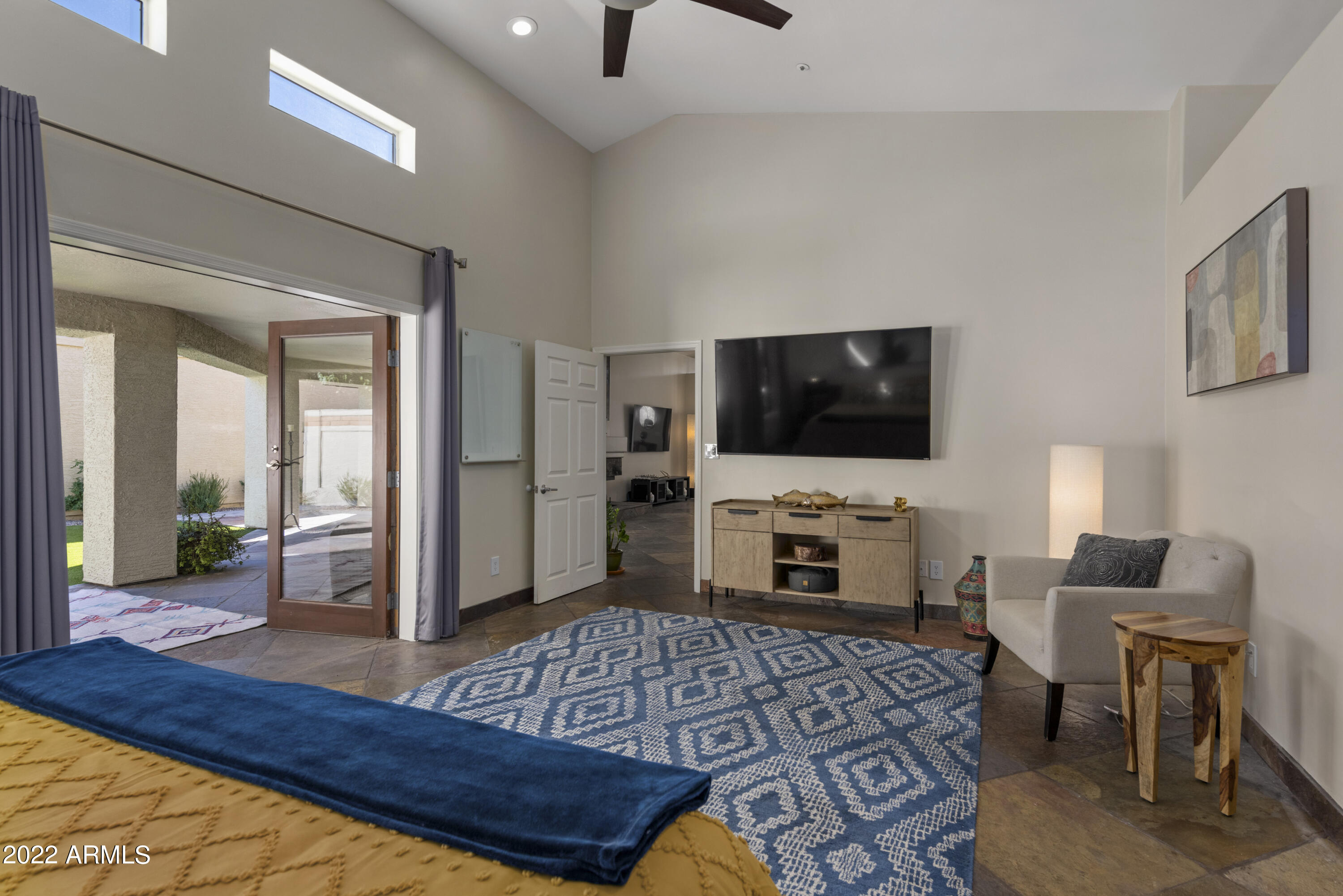 8756 E MUSTANG Trail