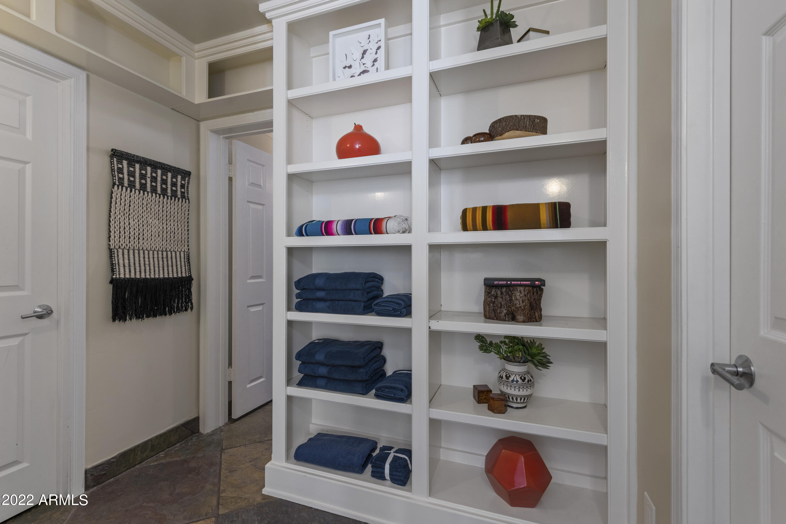 8756 E MUSTANG Trail