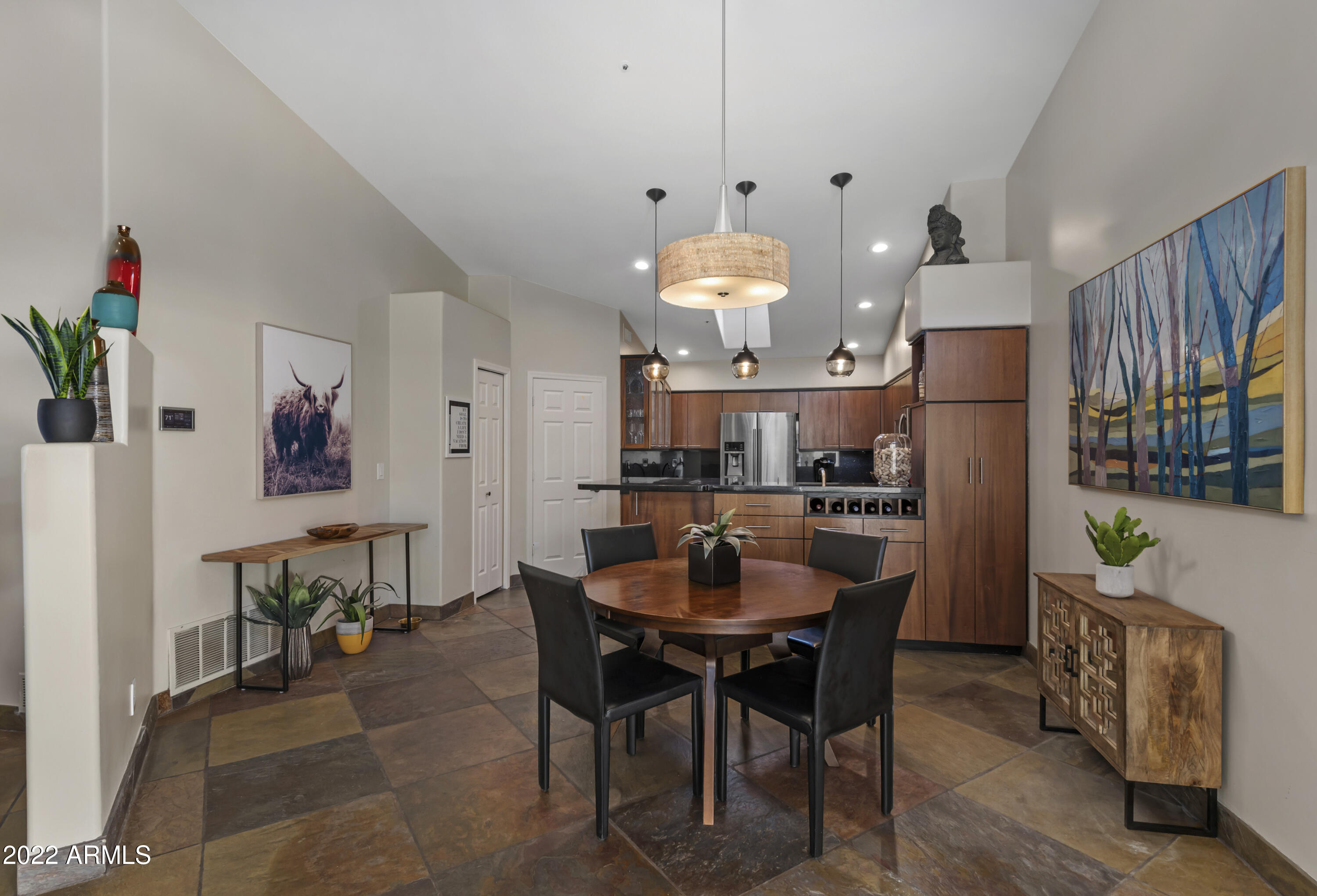 8756 E MUSTANG Trail