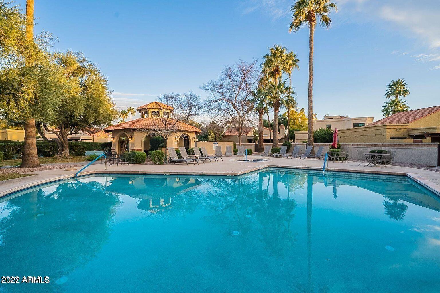 8756 E MUSTANG Trail