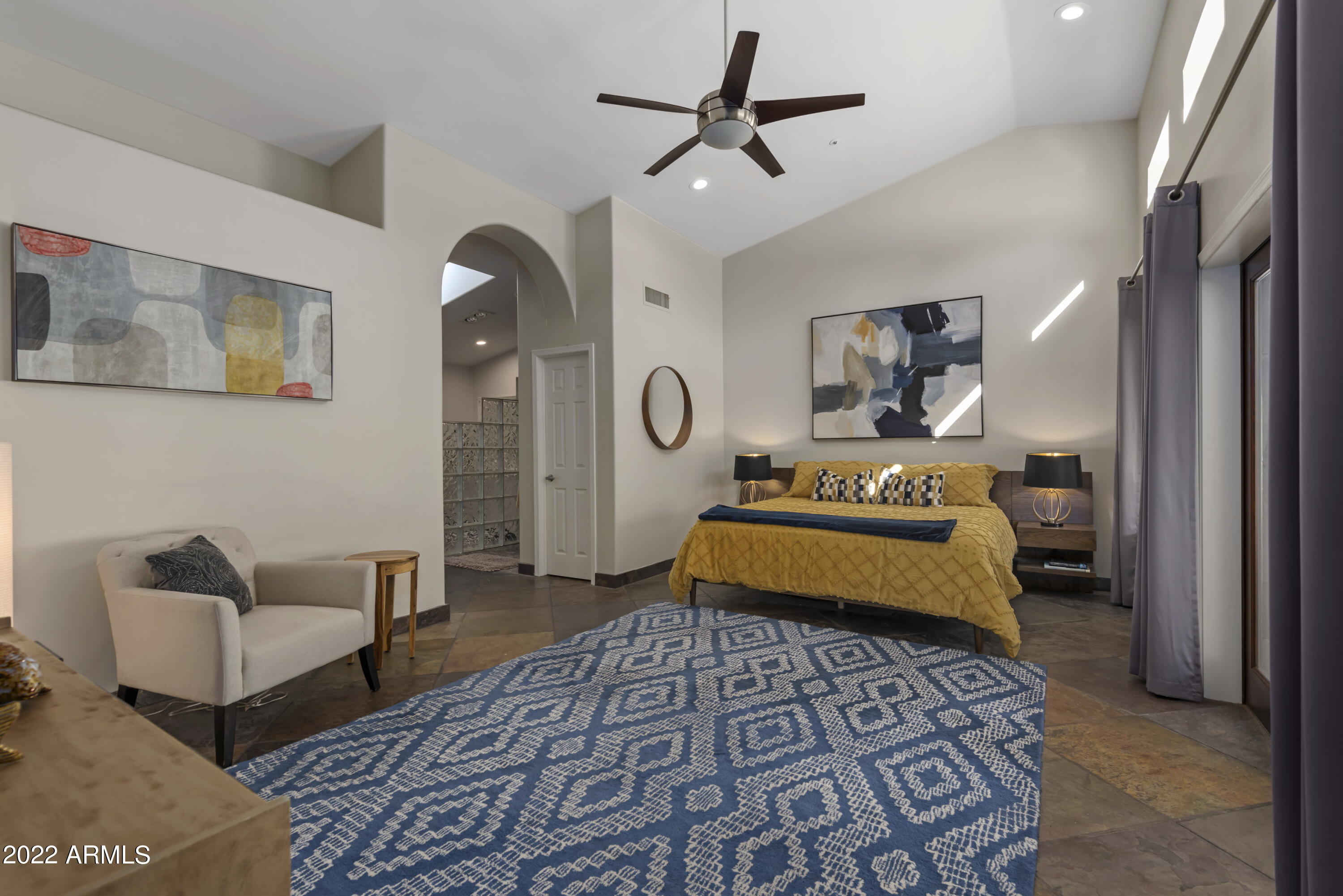 8756 E MUSTANG Trail