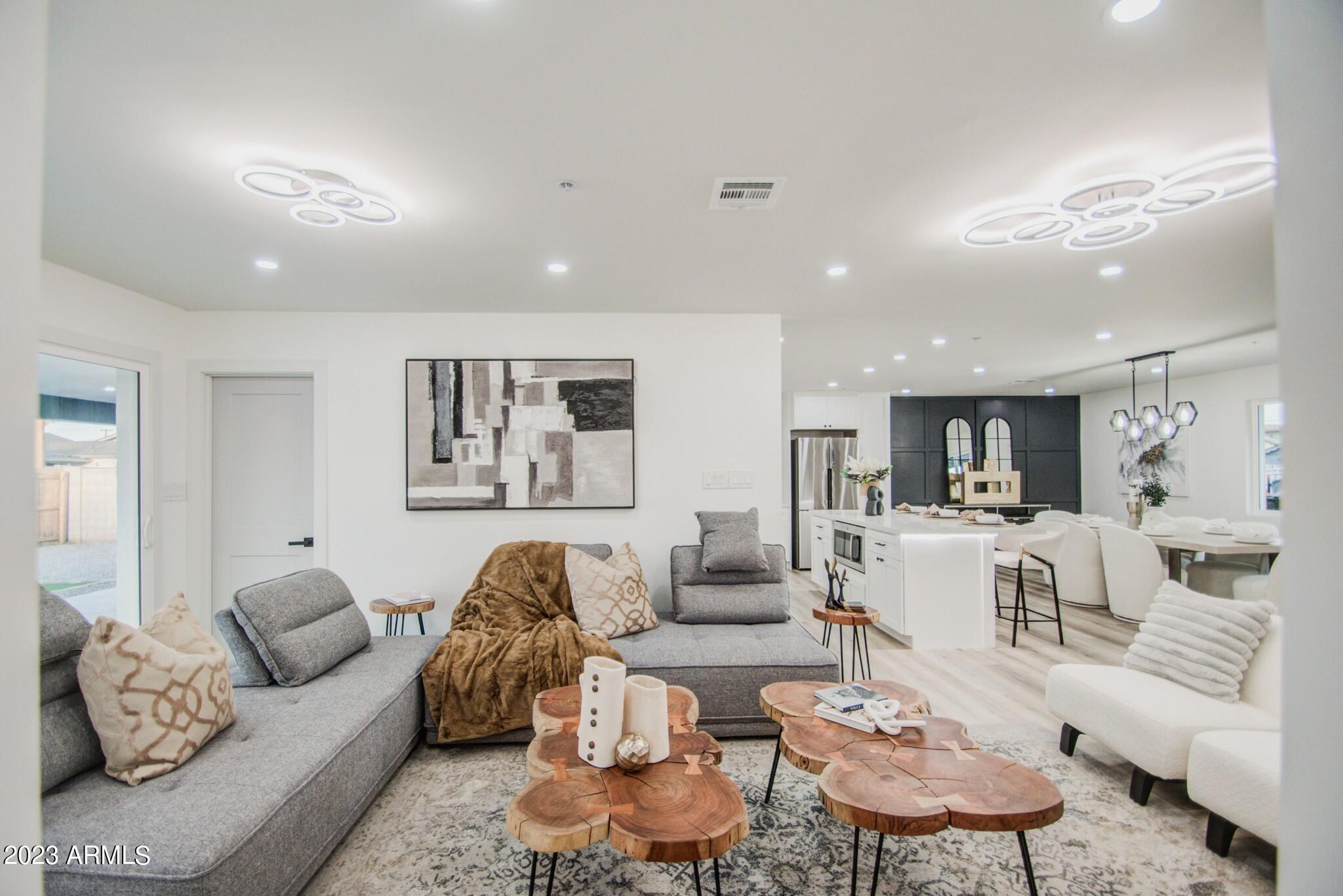 7002 E LATHAM Street