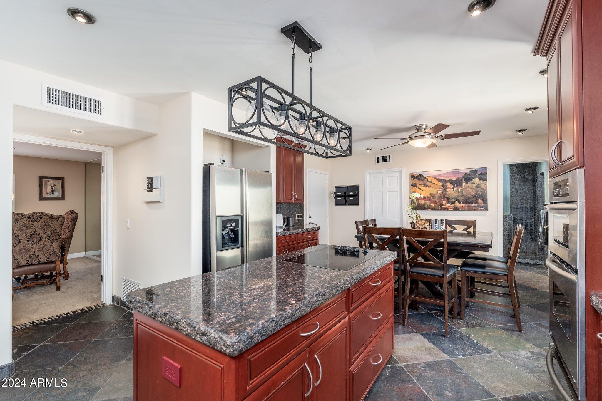 8050 E DEL MERCURIO Drive