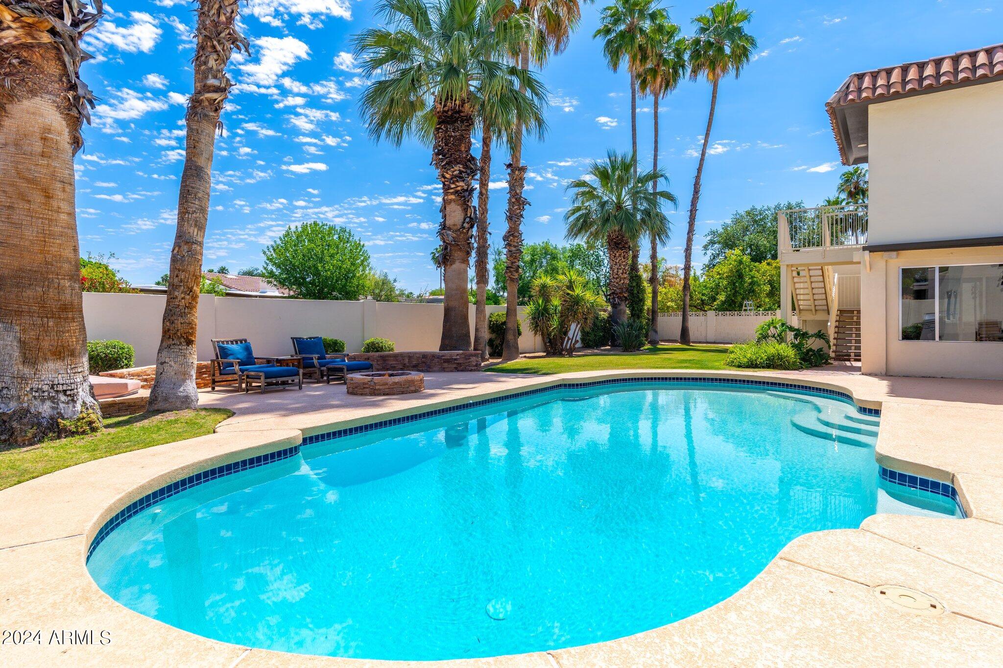 8050 E DEL MERCURIO Drive