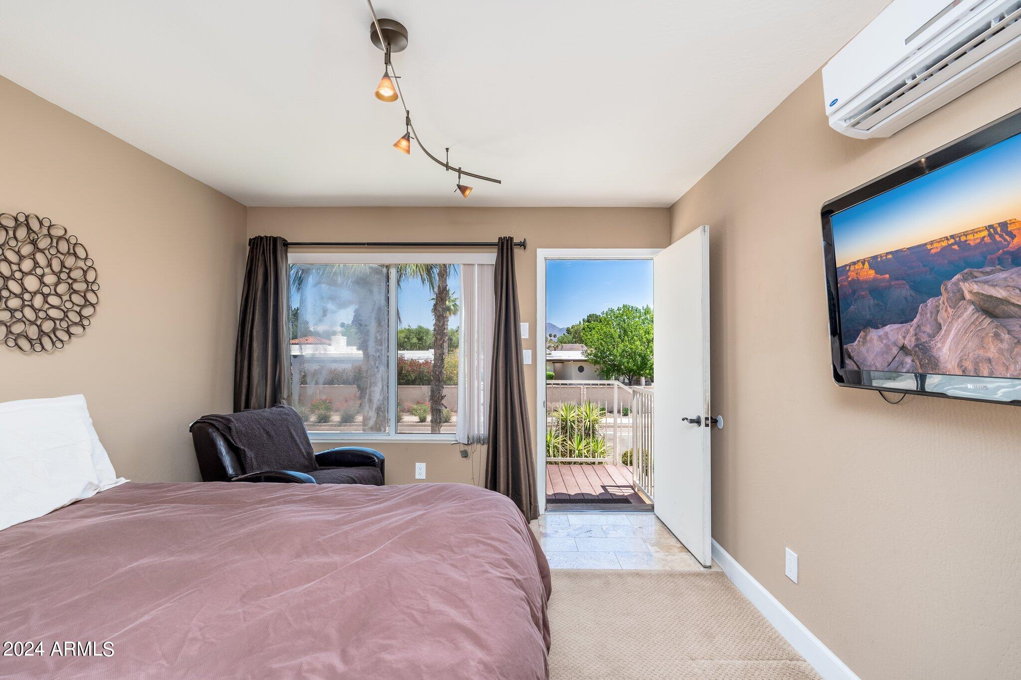 8050 E DEL MERCURIO Drive