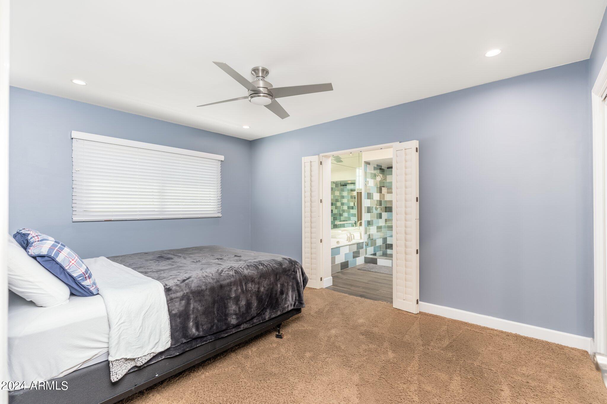 8050 E DEL MERCURIO Drive