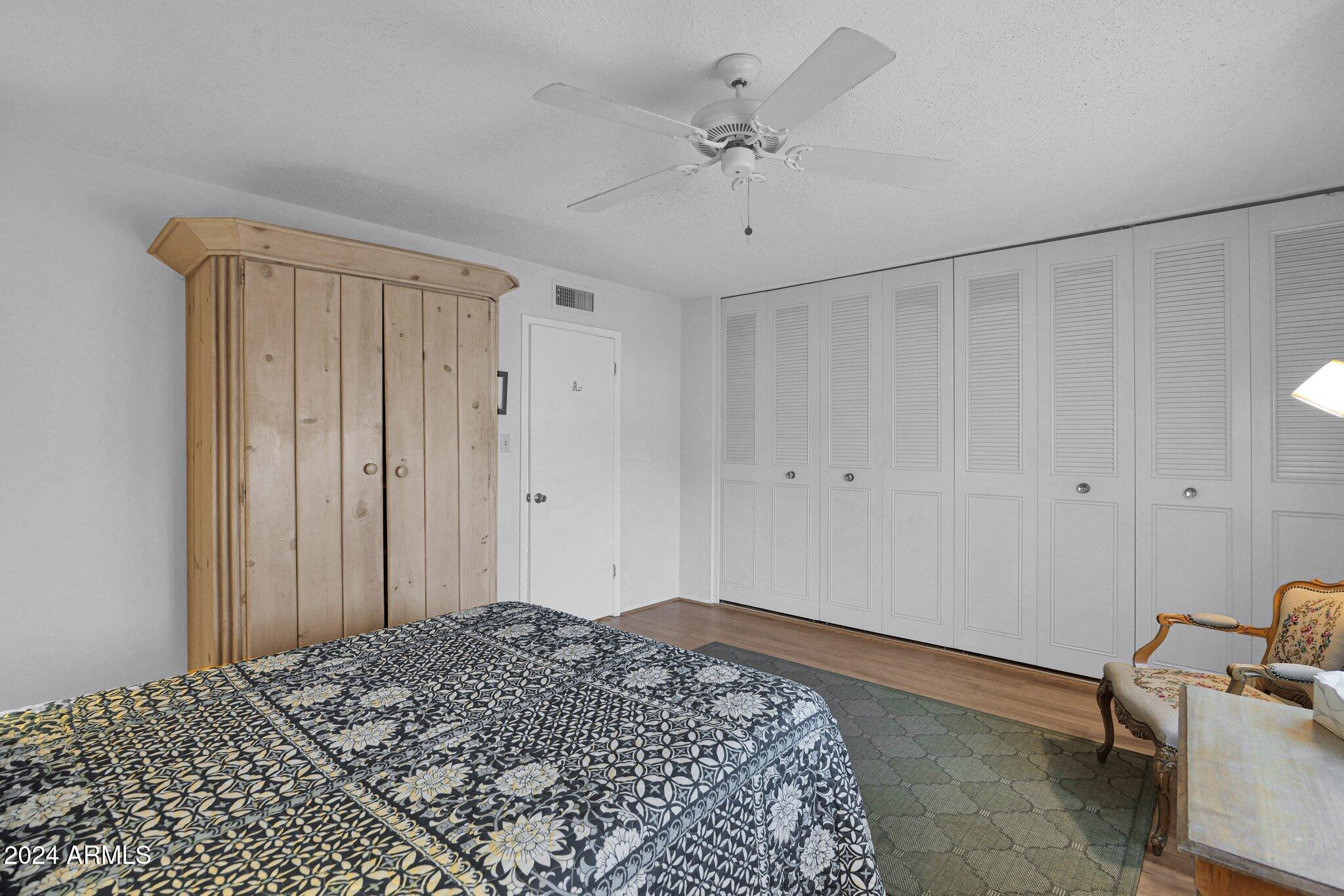 4913 N MILLER Road