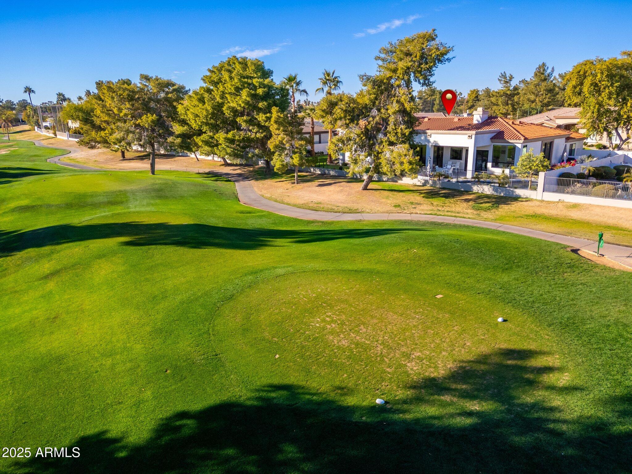 8327 E SUNNYSIDE Drive