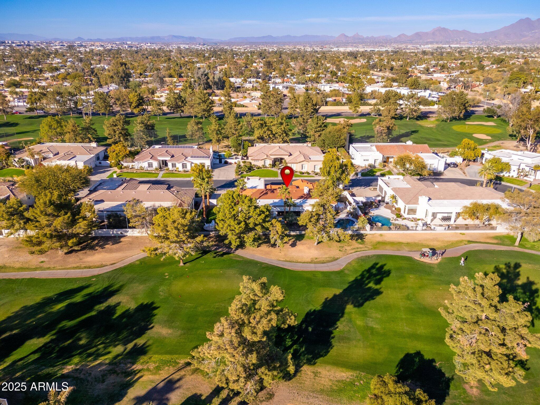 8327 E SUNNYSIDE Drive