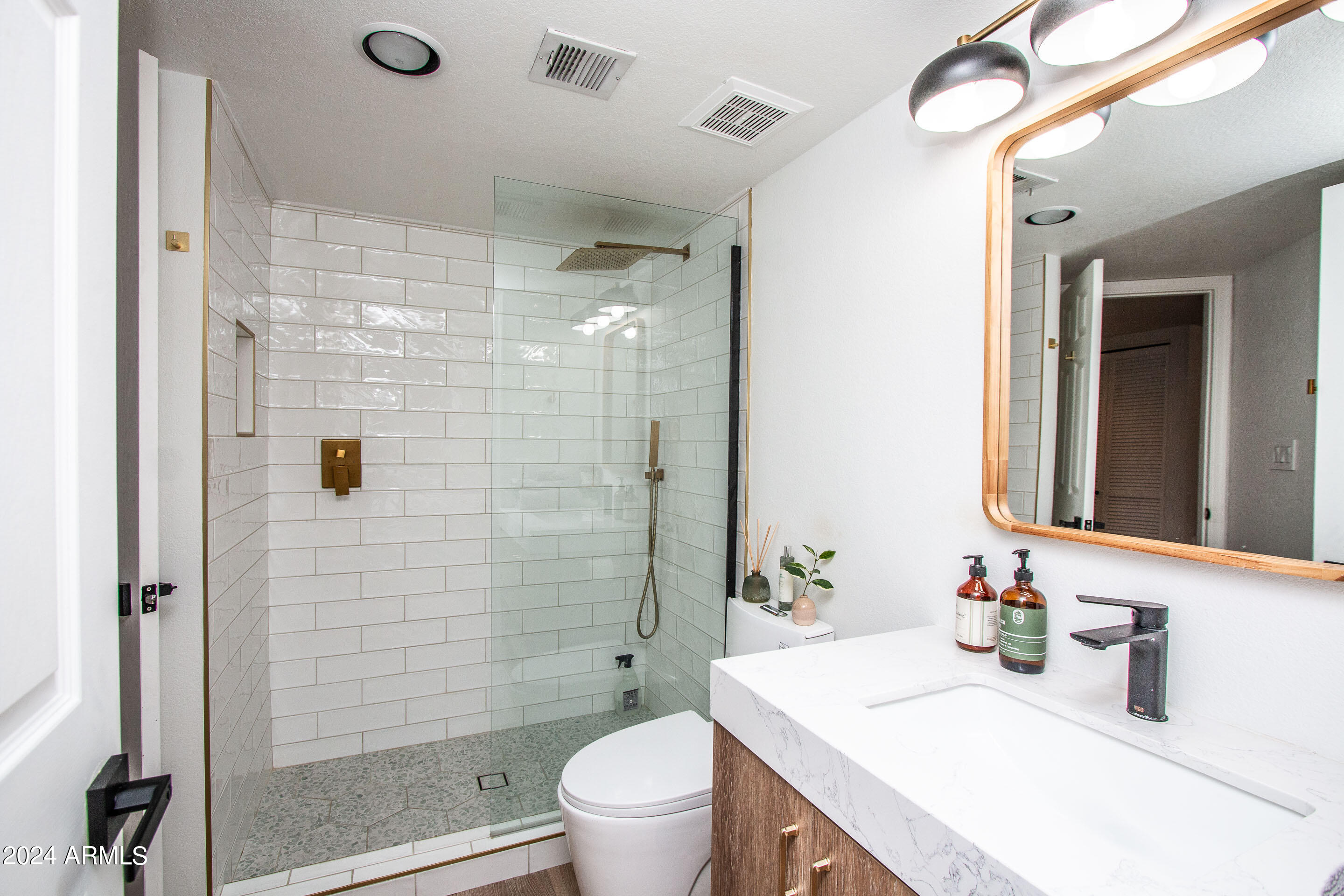 10080 E Mountainview Lake Drive, 206