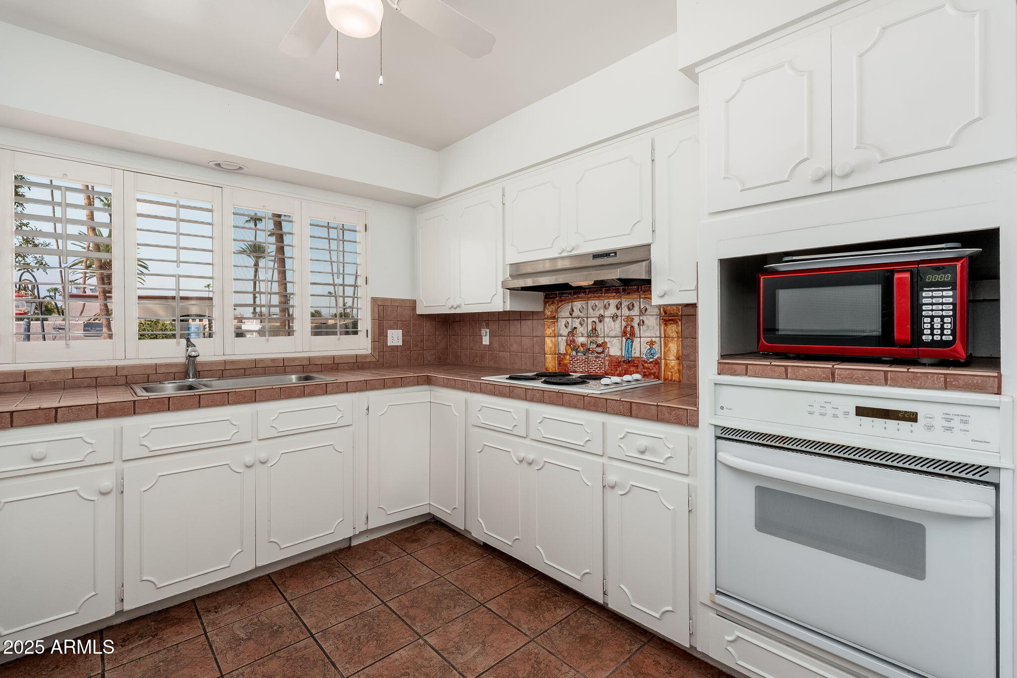 7665 E HIGHLAND Avenue