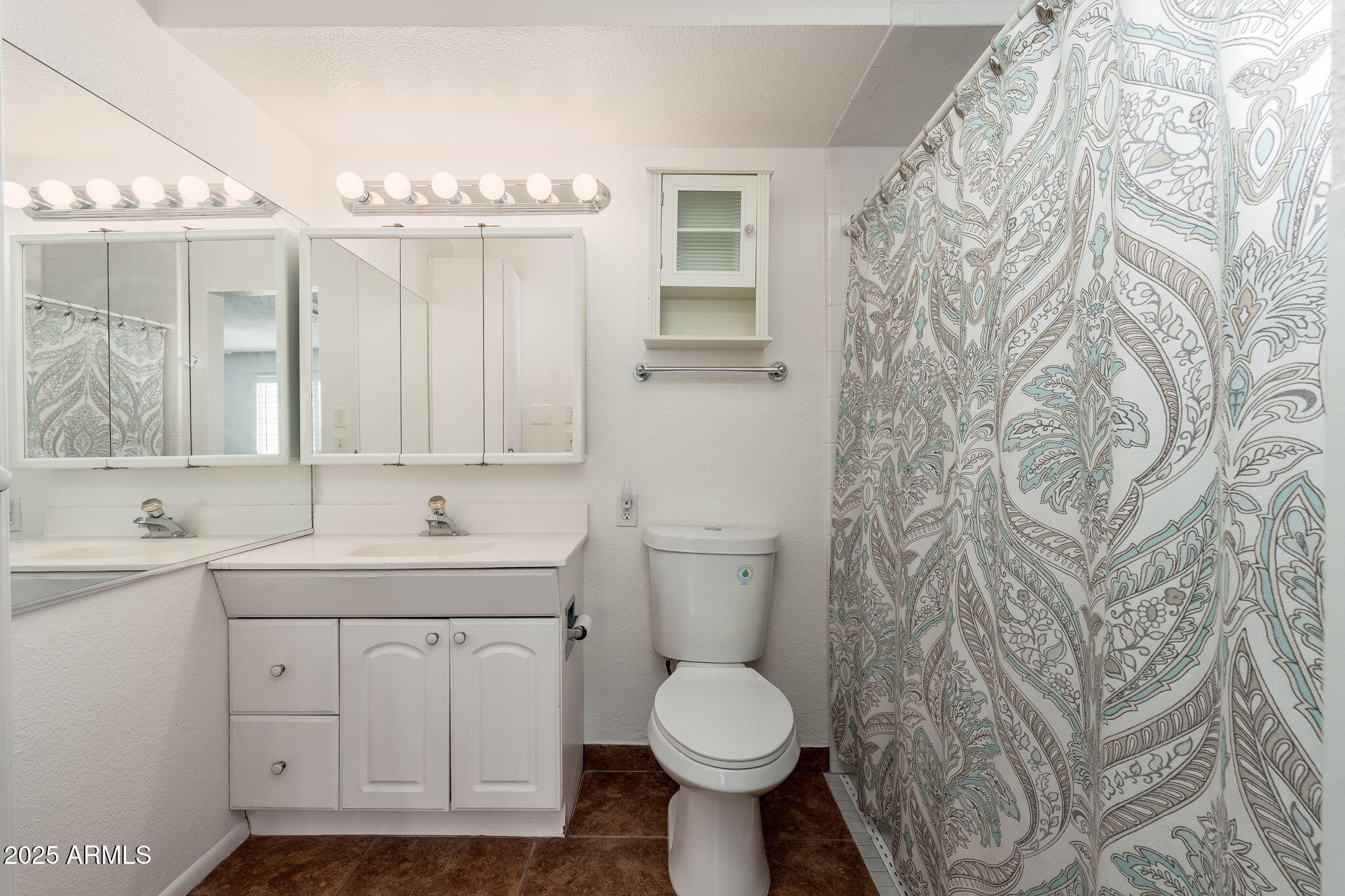 7665 E HIGHLAND Avenue