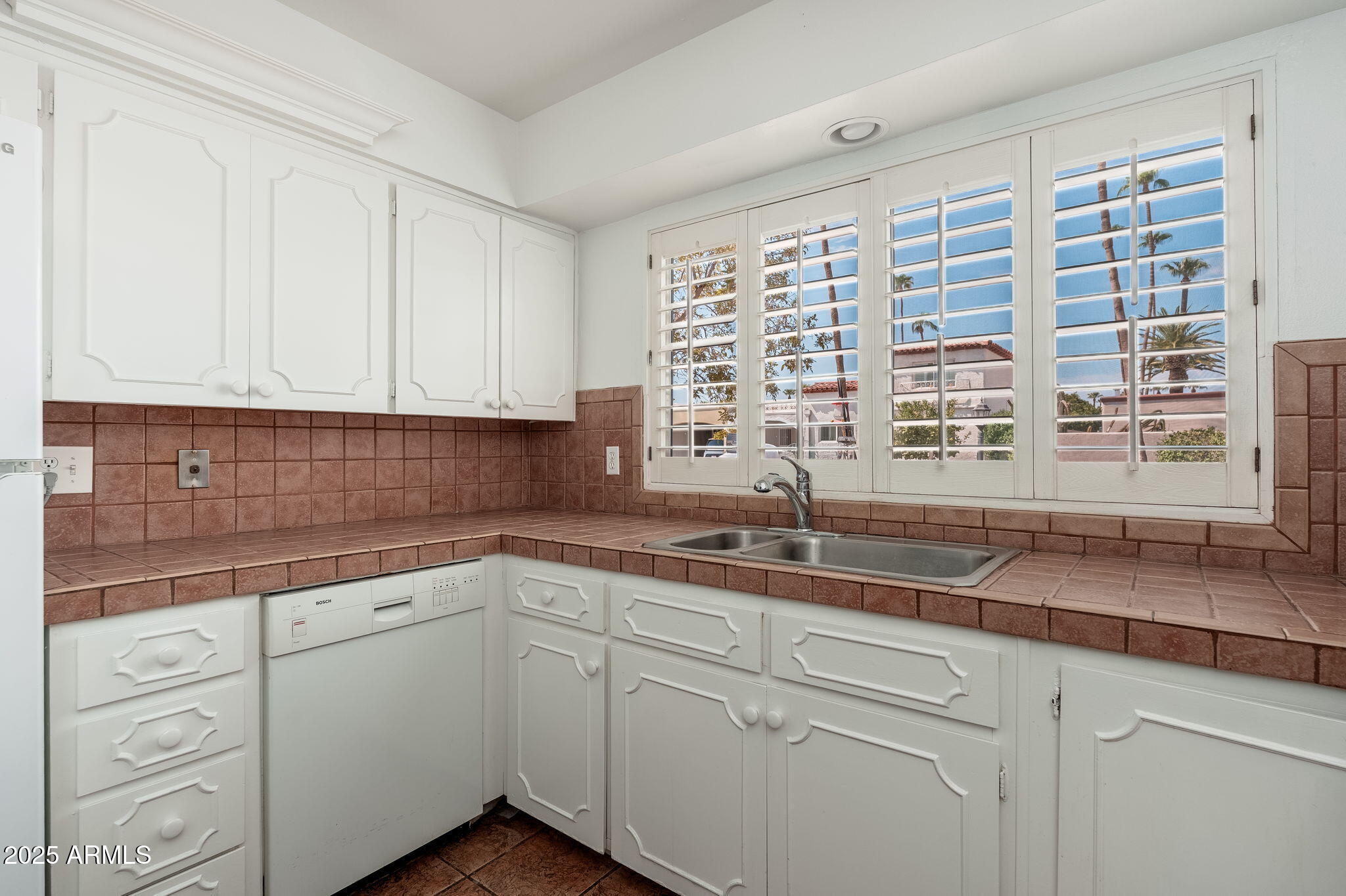 7665 E HIGHLAND Avenue