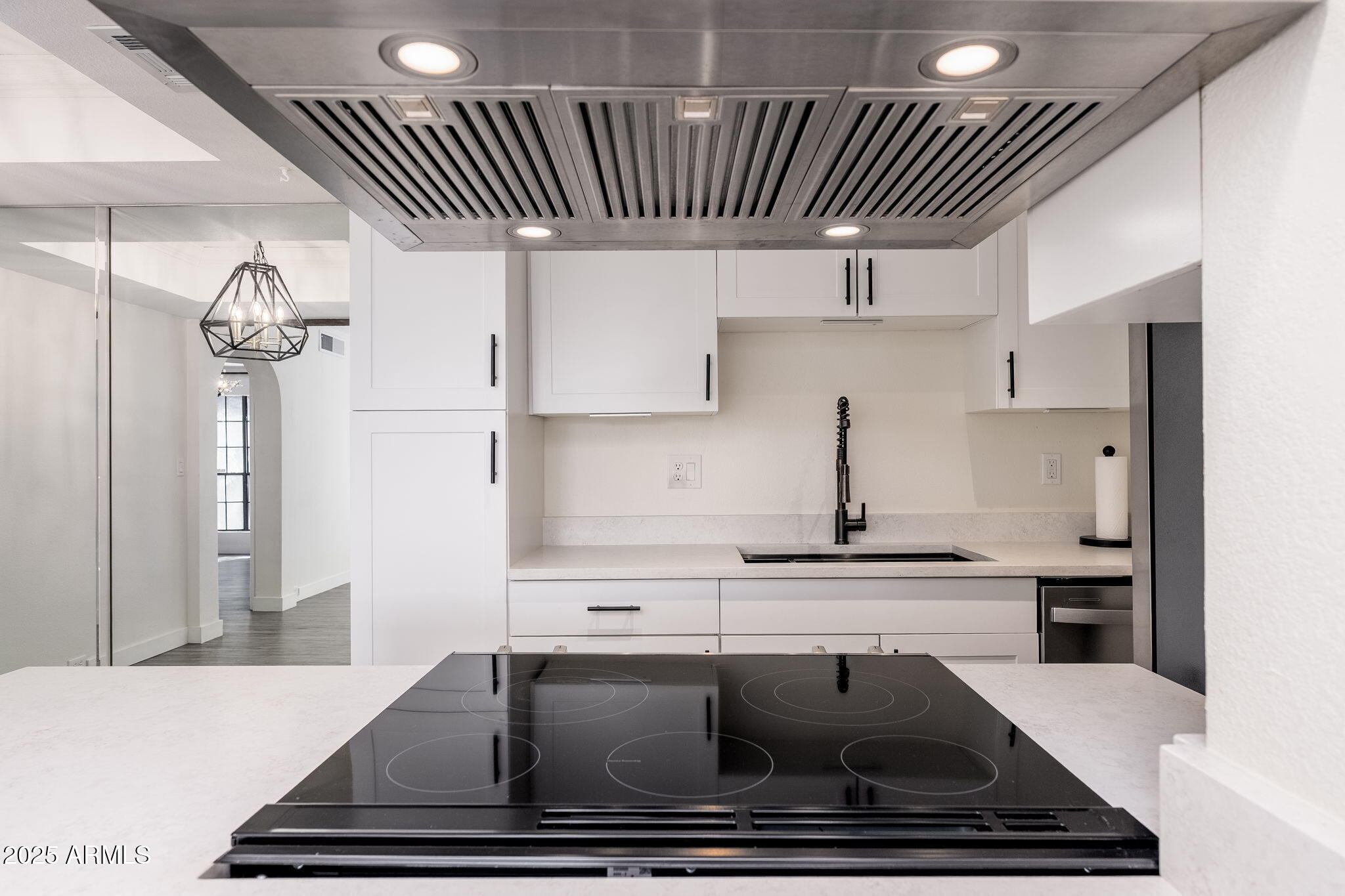 7557 N DREAMY DRAW Drive 219