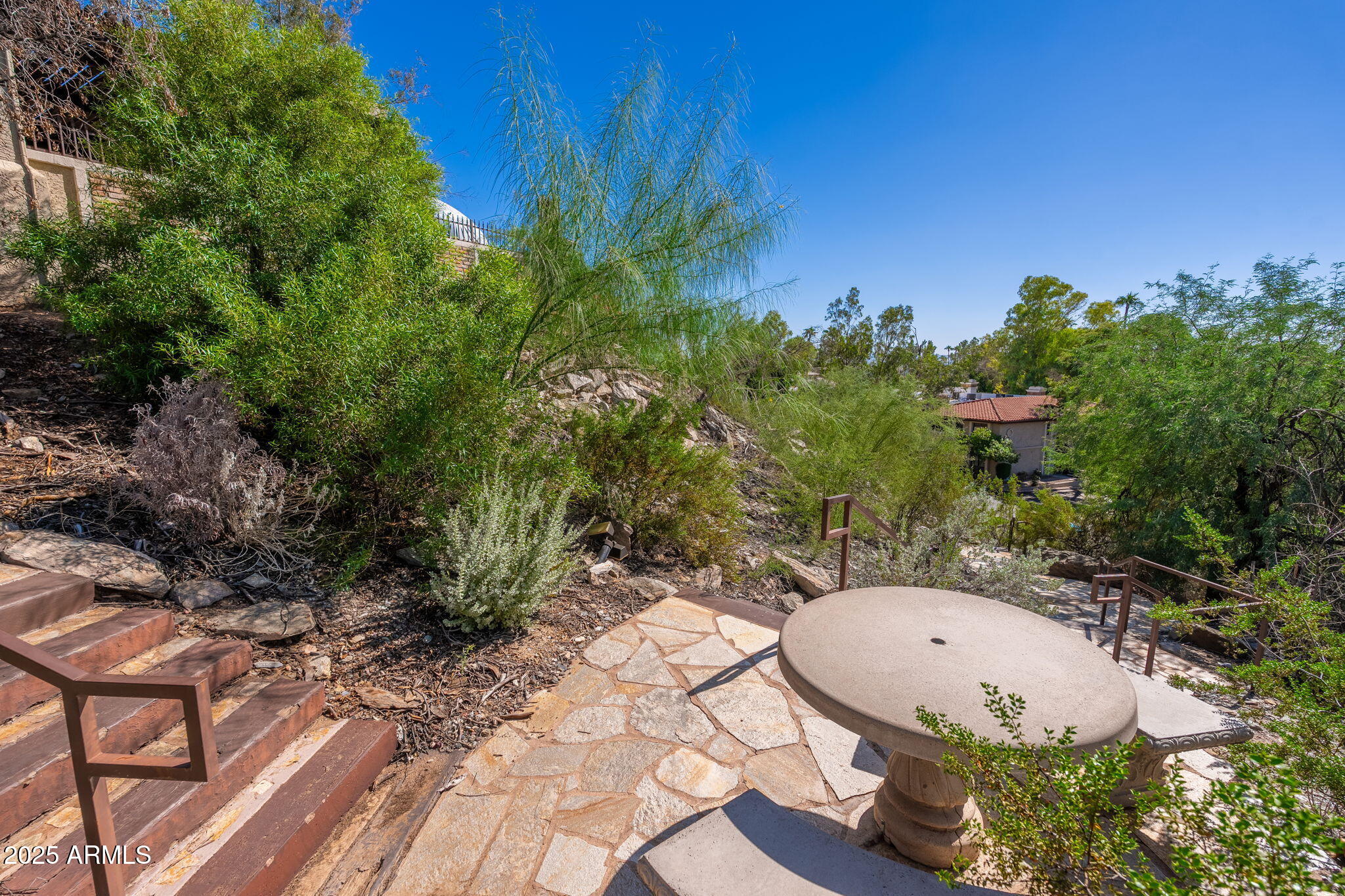 7557 N DREAMY DRAW Drive 219