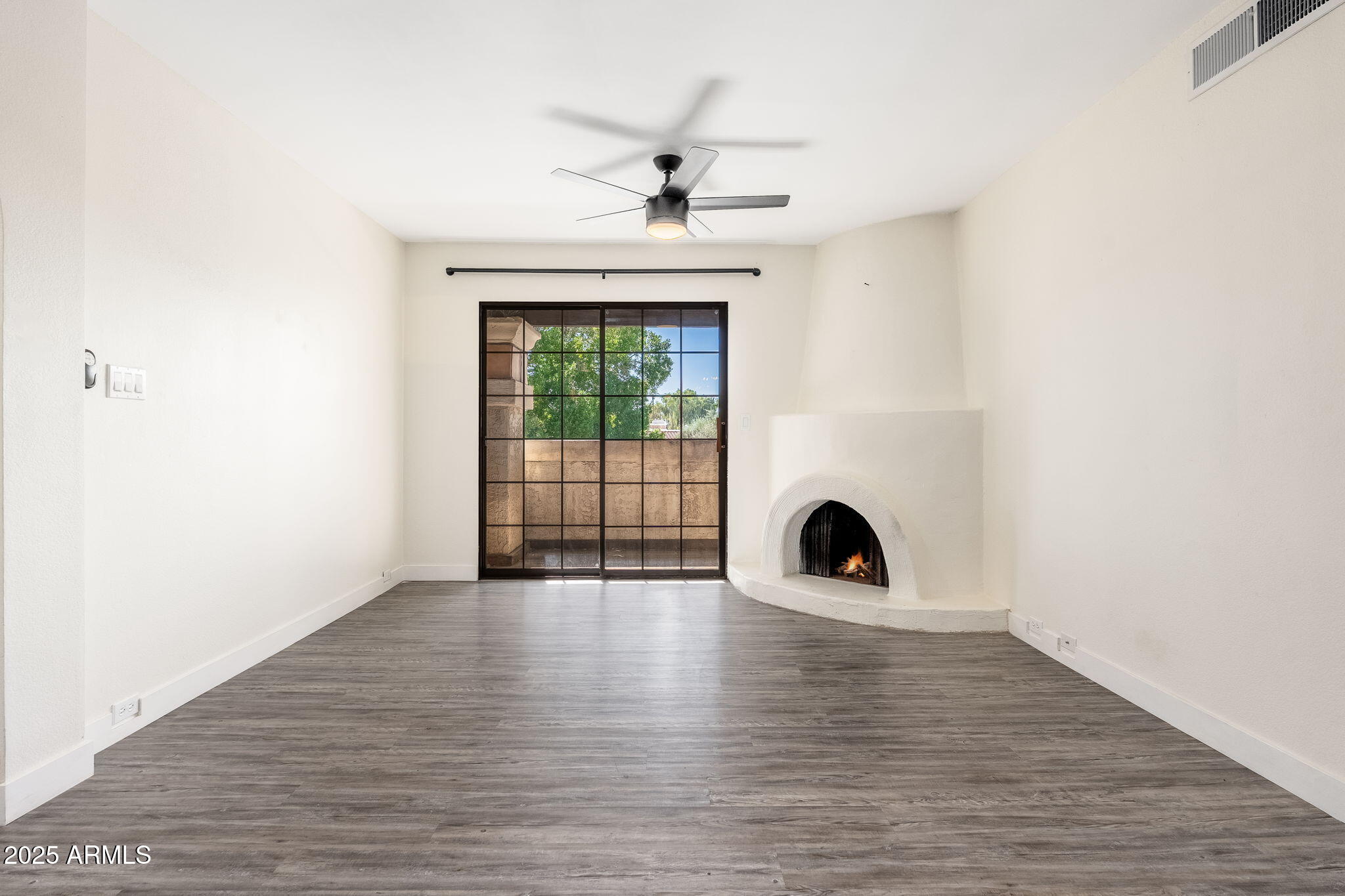 7557 N DREAMY DRAW Drive 219