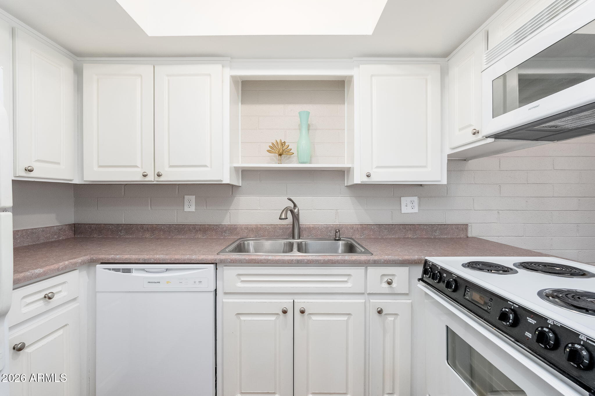 4848 N WOODMERE FAIRWAY 5