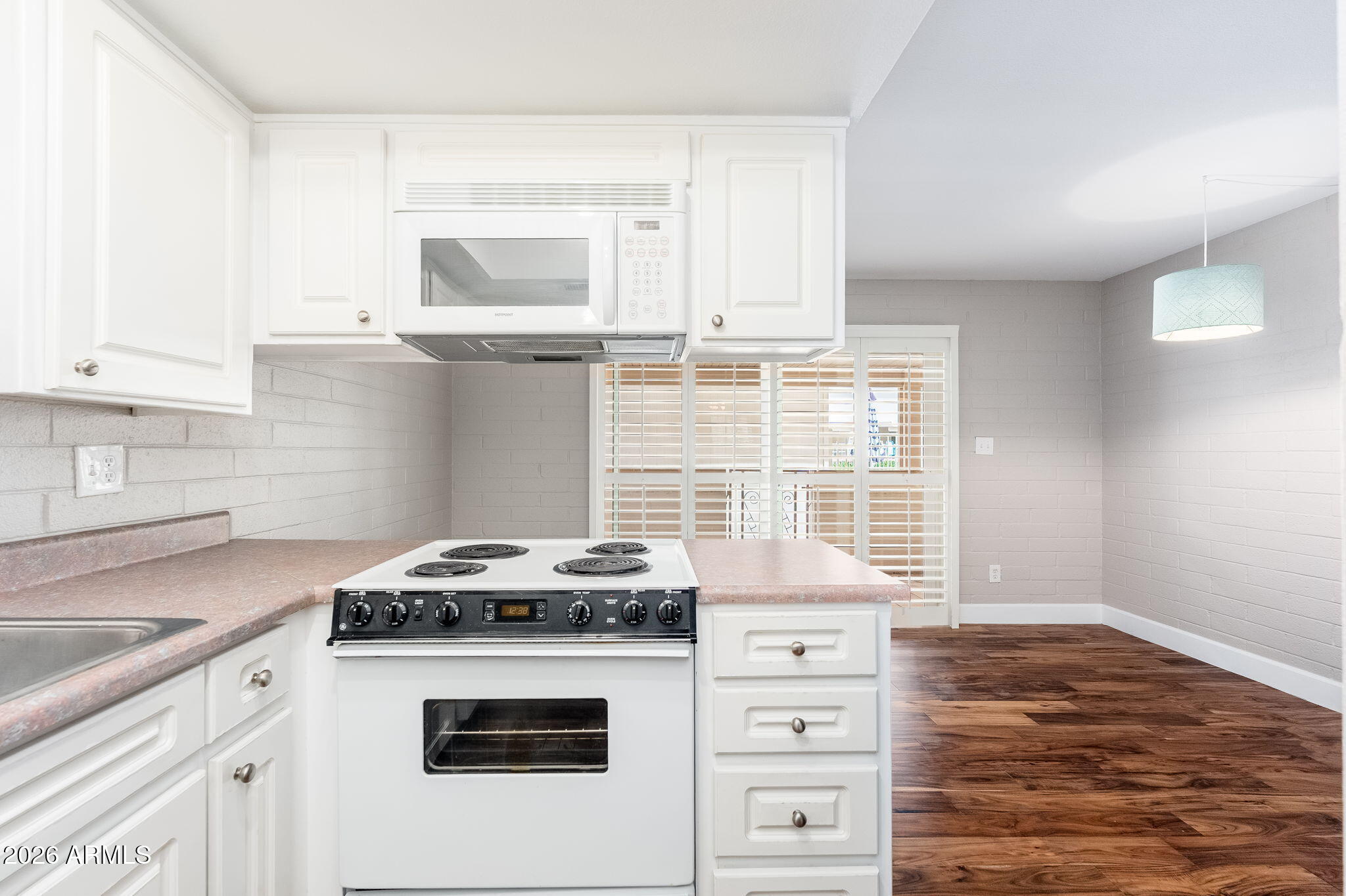 4848 N WOODMERE FAIRWAY 5