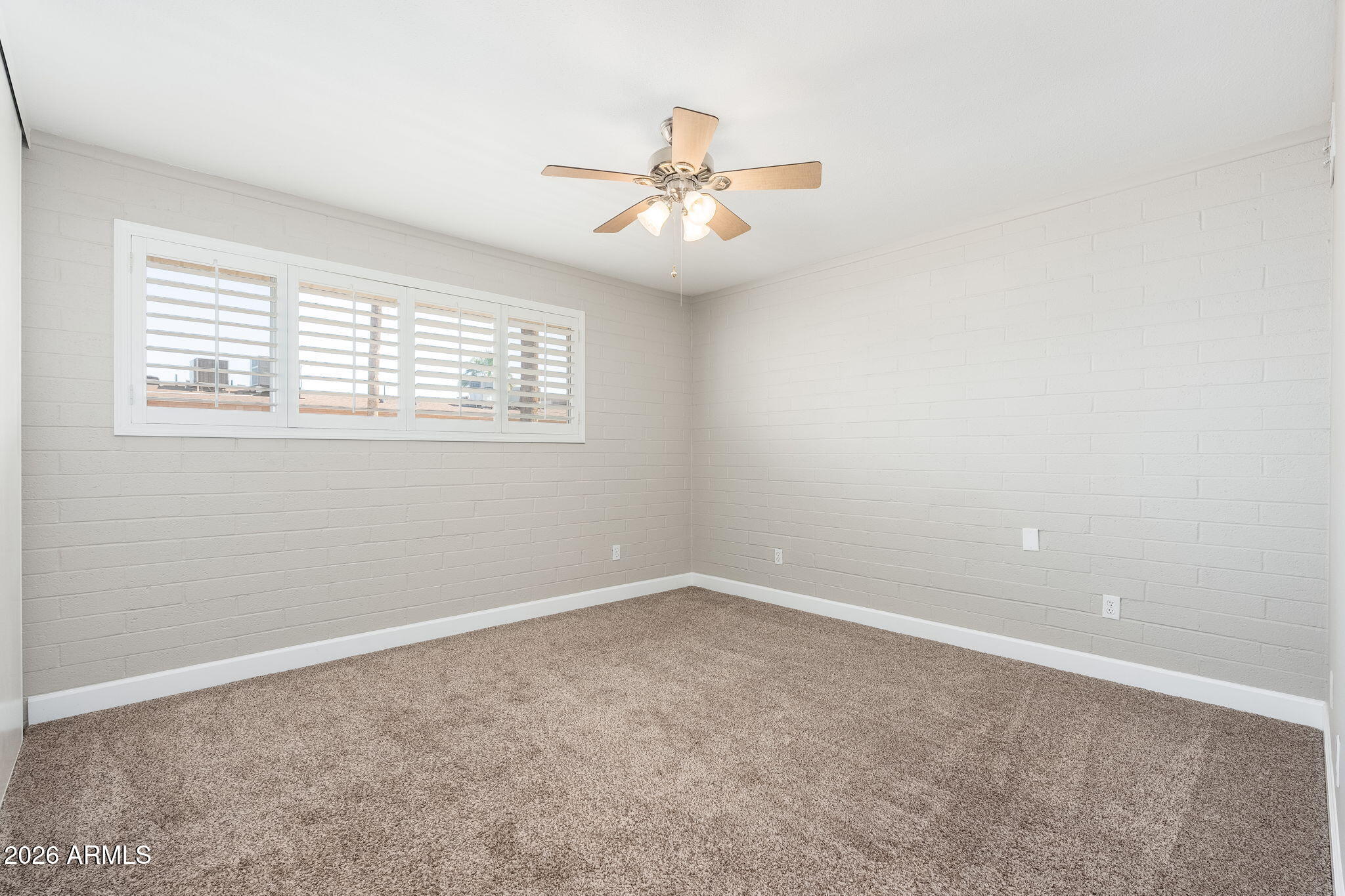 4848 N WOODMERE FAIRWAY 5