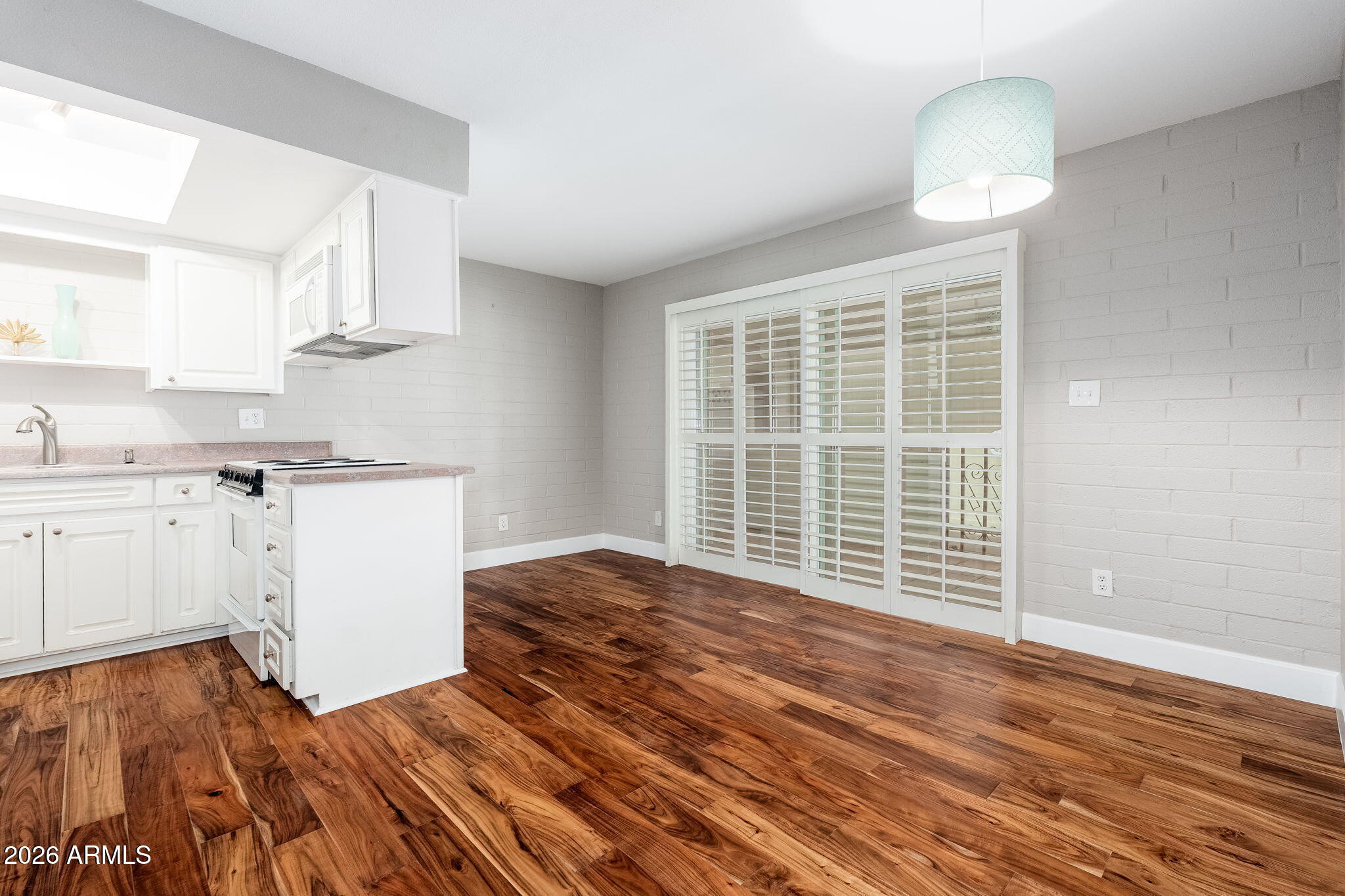 4848 N WOODMERE FAIRWAY 5