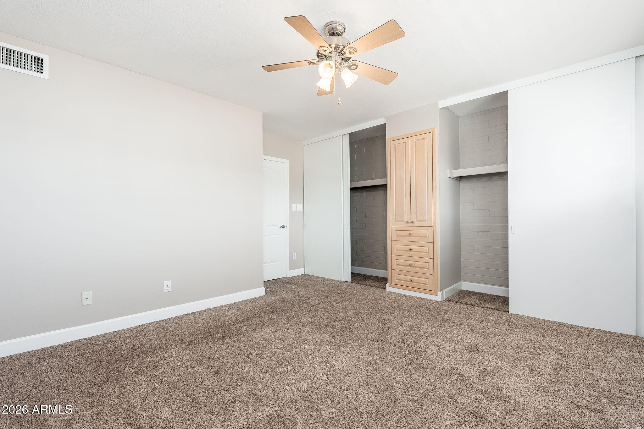 4848 N WOODMERE FAIRWAY 5