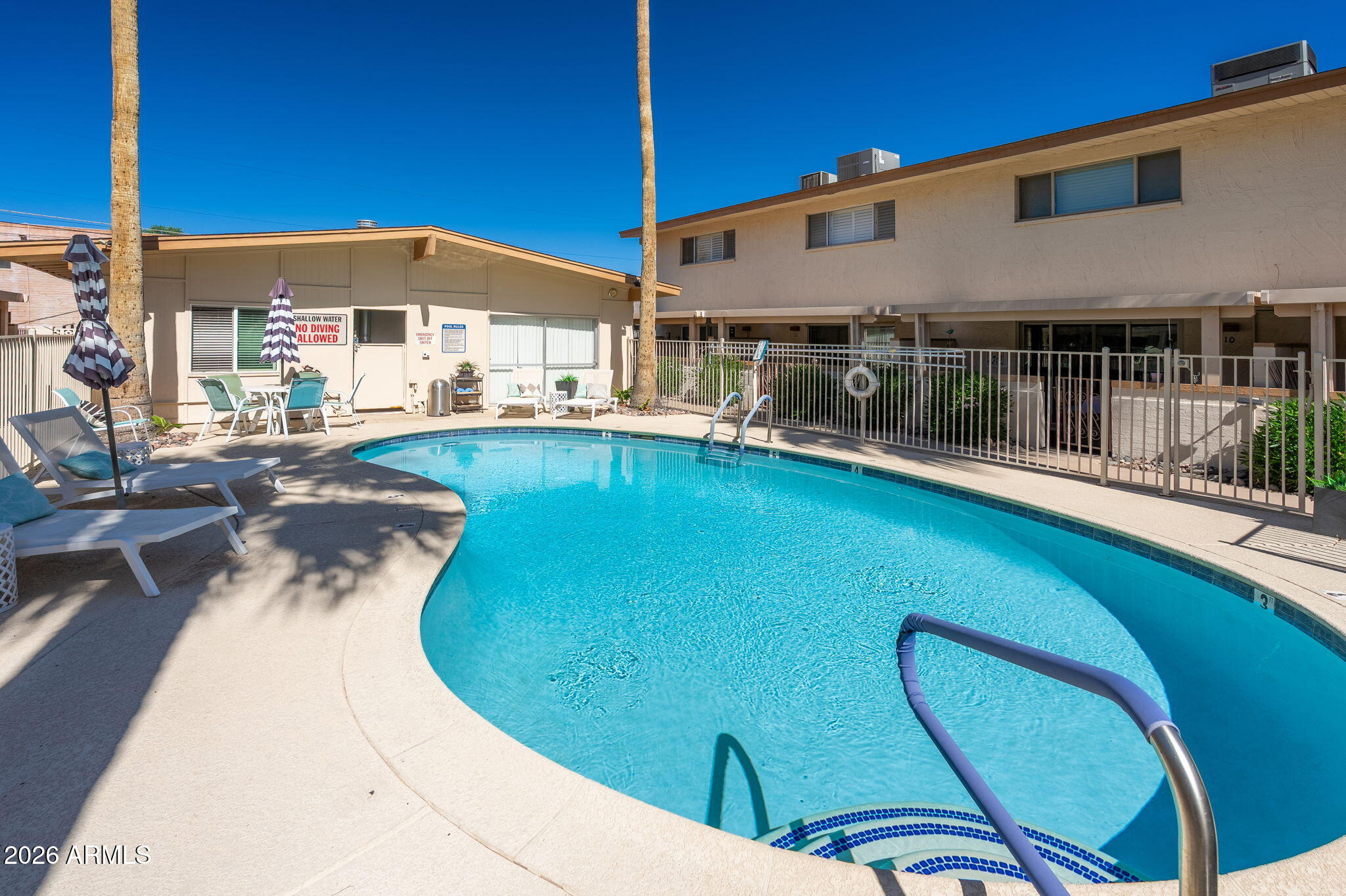 4848 N WOODMERE FAIRWAY 5