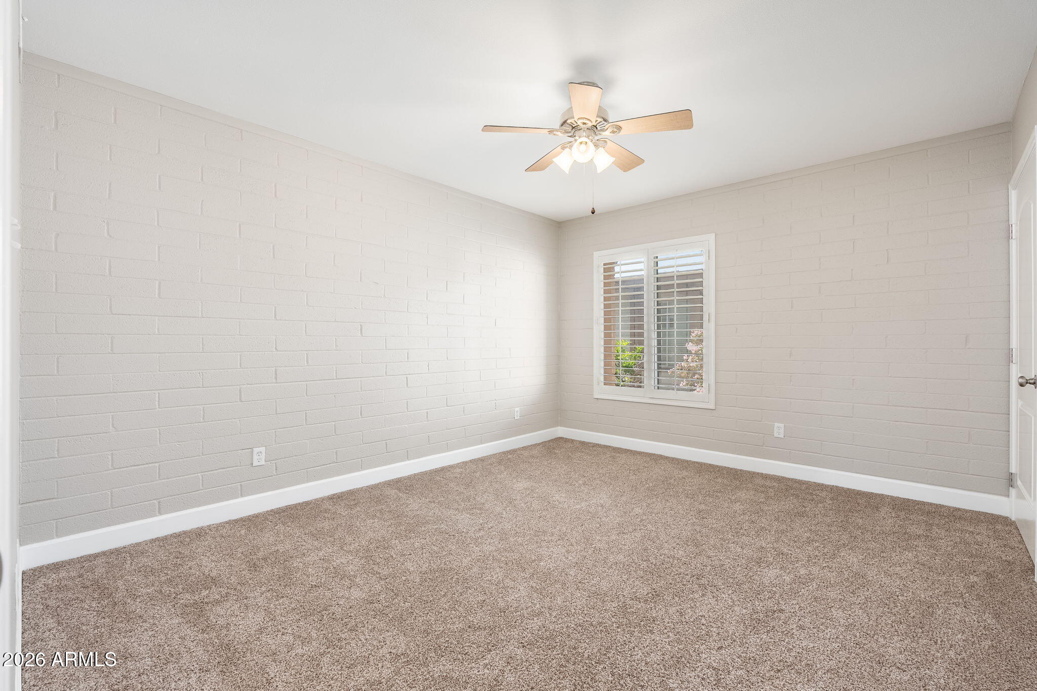 4848 N WOODMERE FAIRWAY 5