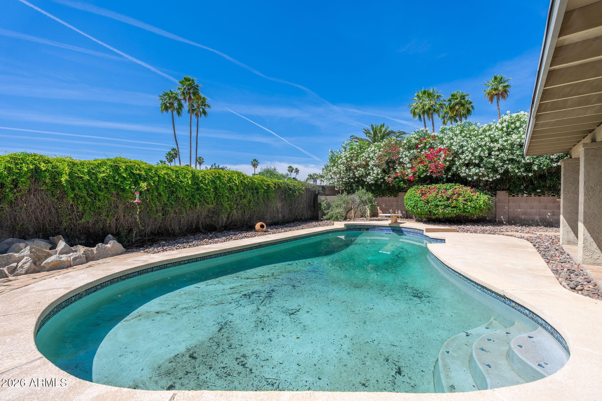 6639 E VOLTAIRE Avenue