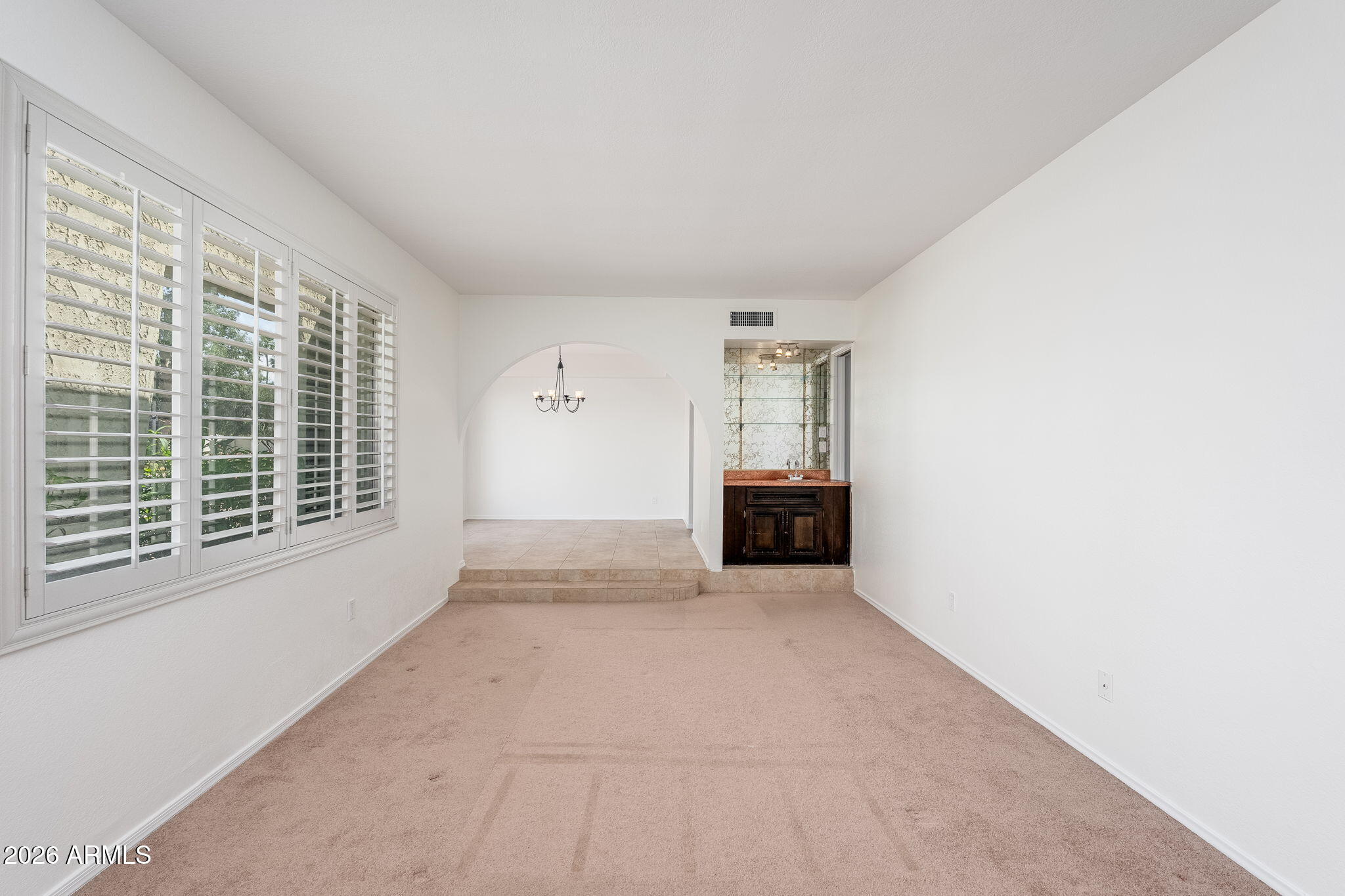 6639 E VOLTAIRE Avenue