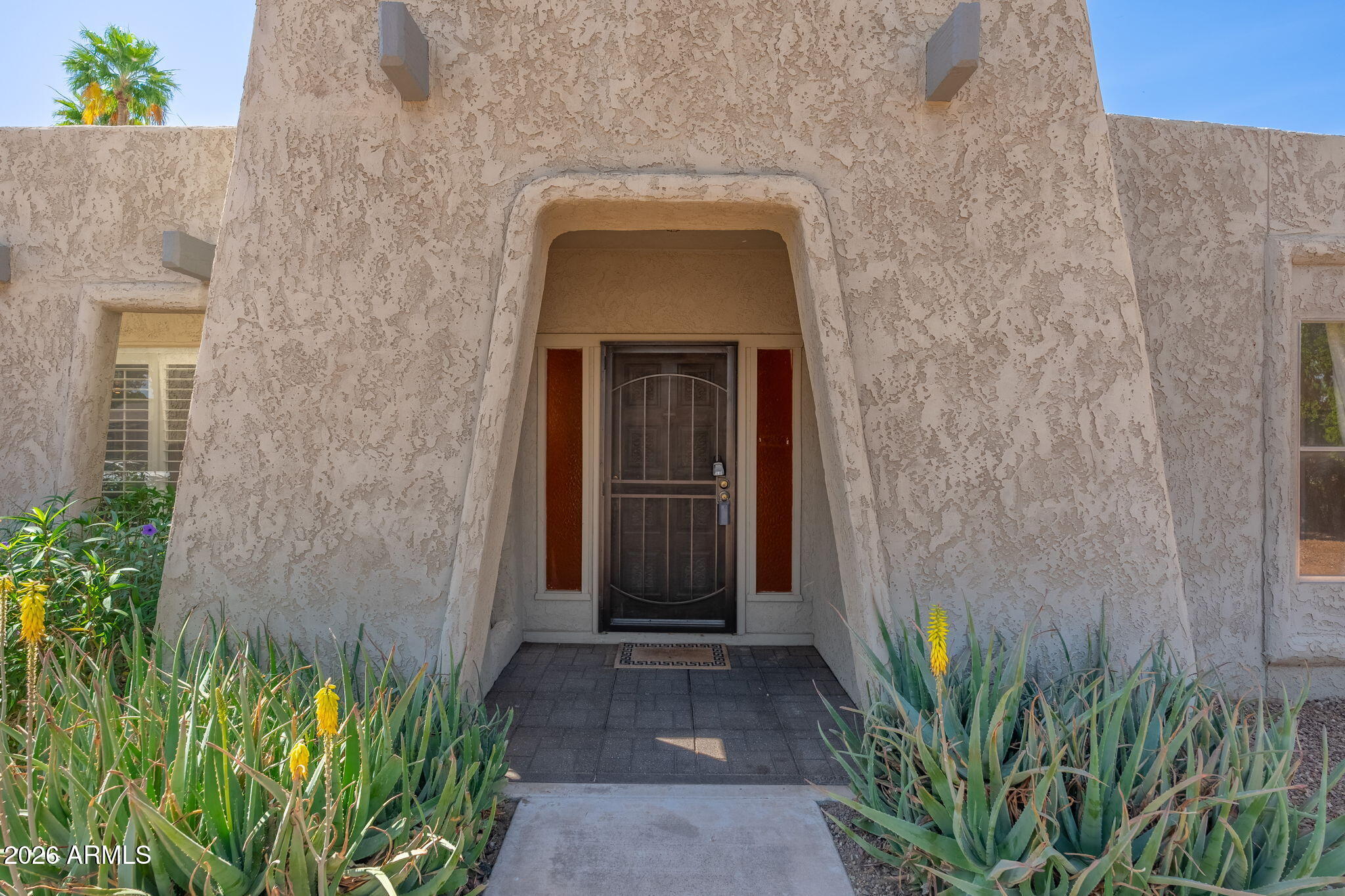 6639 E VOLTAIRE Avenue