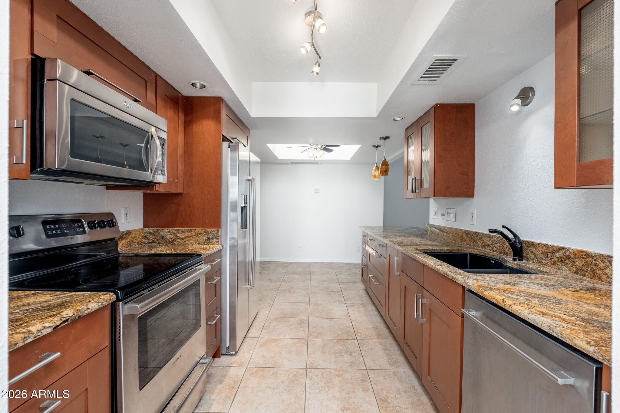 6639 E VOLTAIRE Avenue