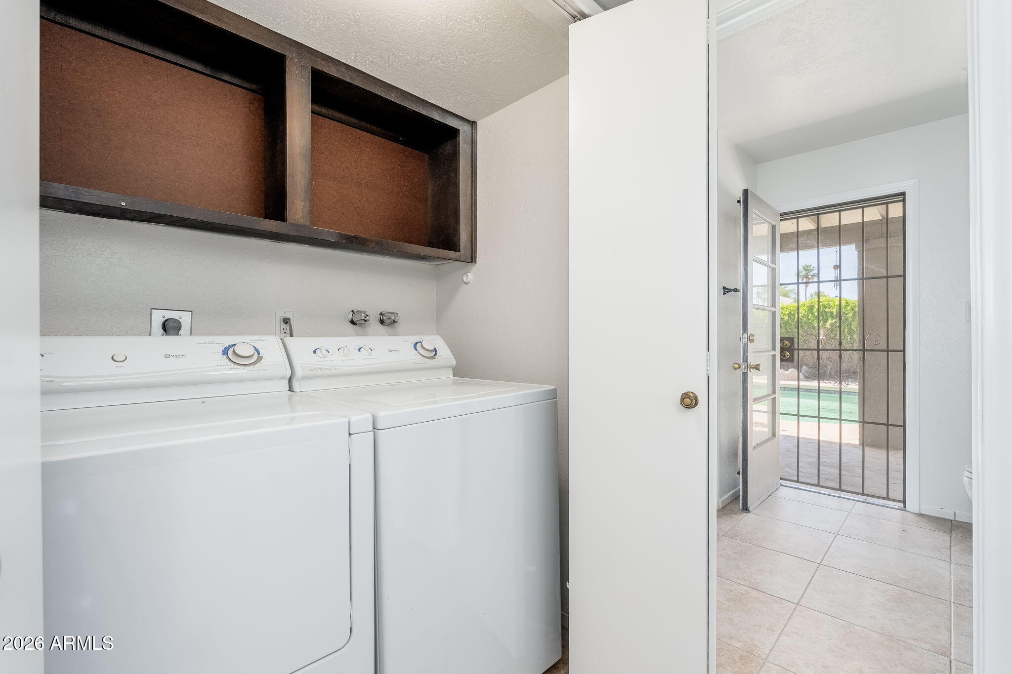 6639 E VOLTAIRE Avenue