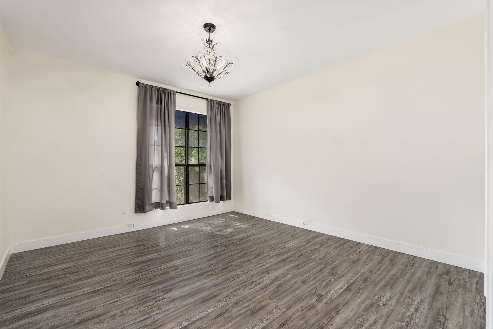 7557 N Dreamy Draw Drive Unit 219