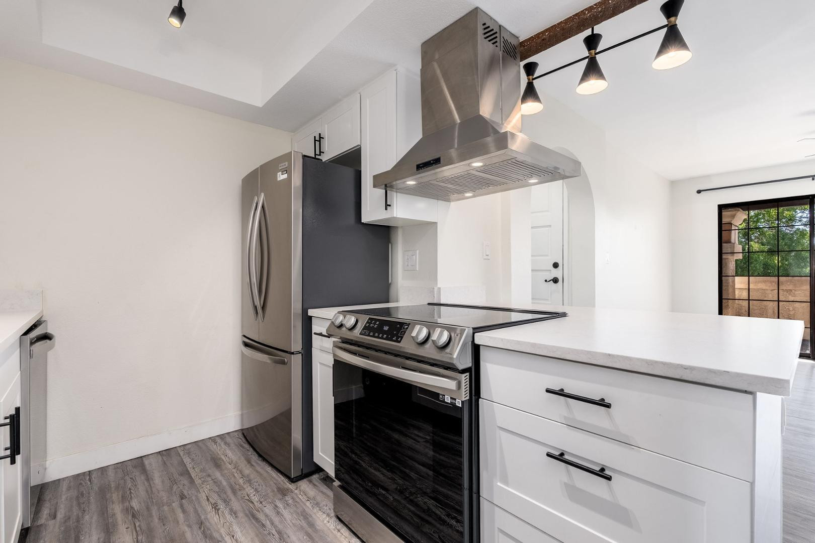 7557 N Dreamy Draw Drive Unit 219