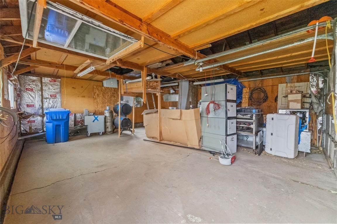 217 E Chinook Street