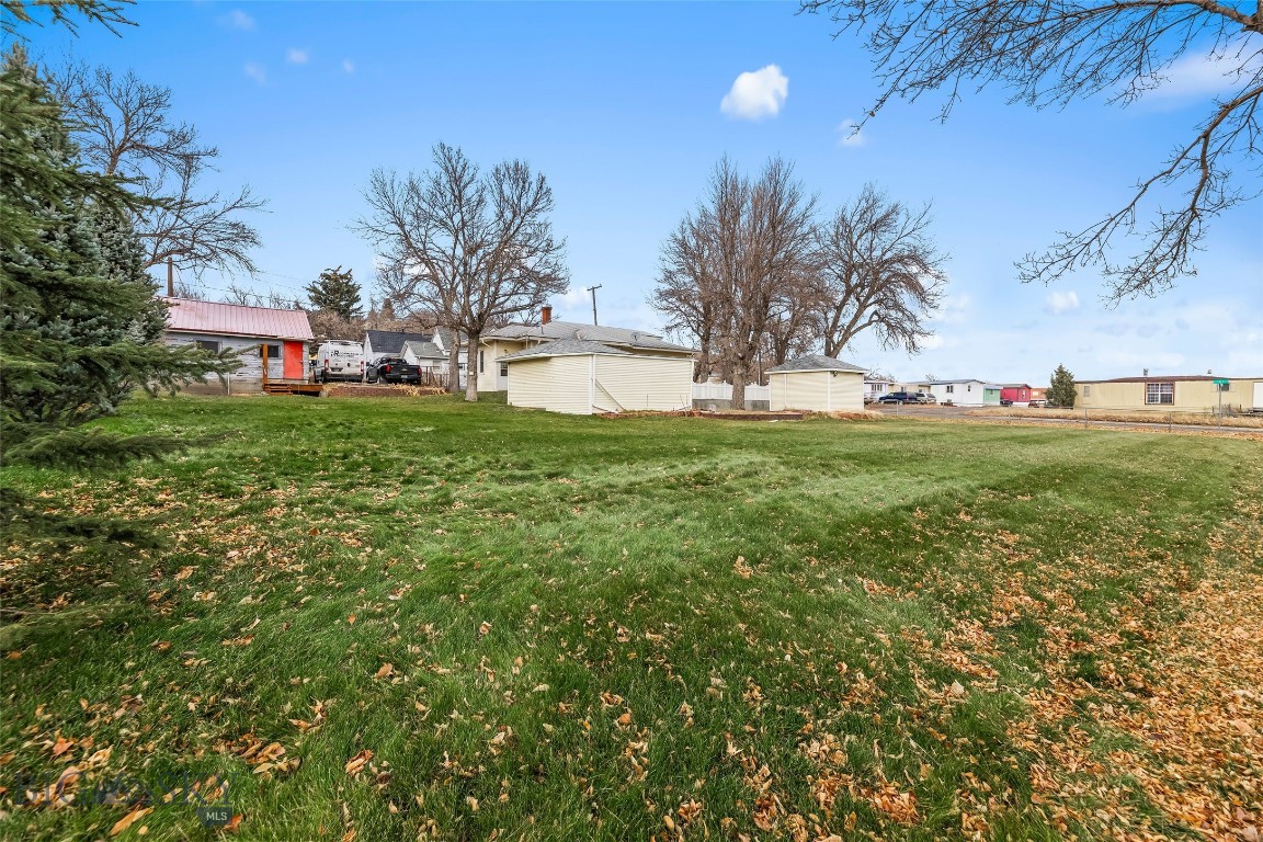 217 E Chinook Street