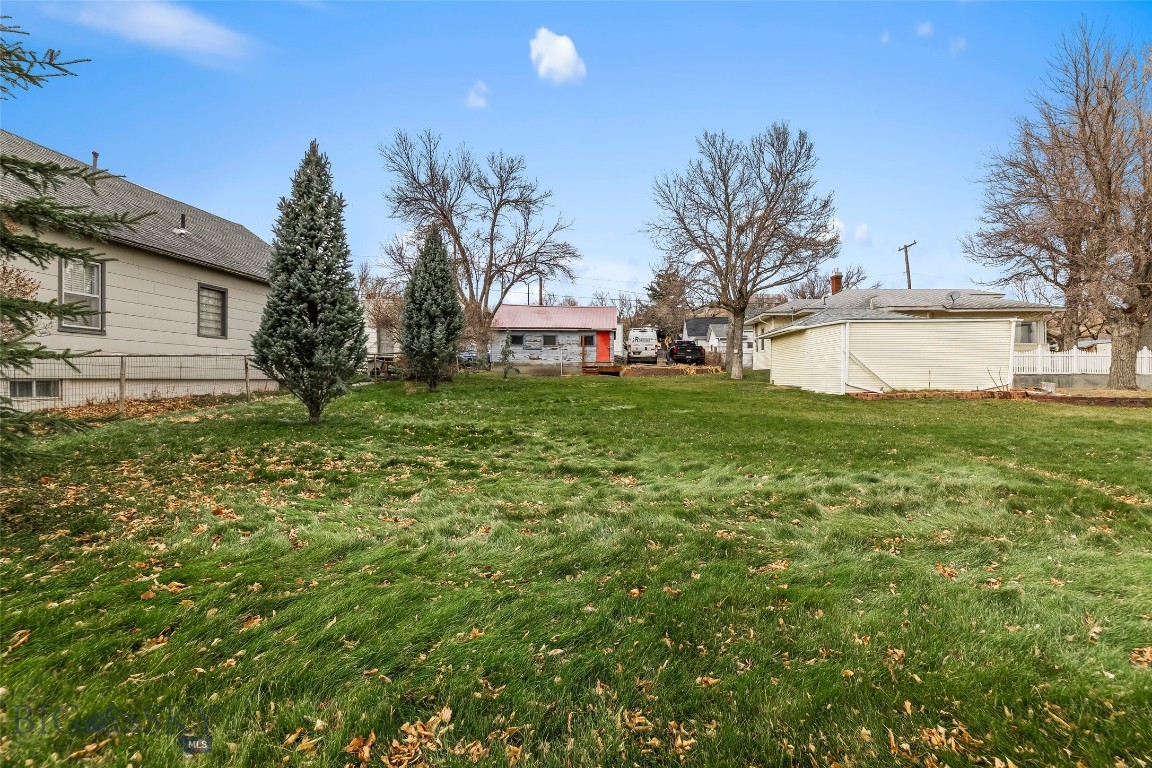 217 E Chinook Street