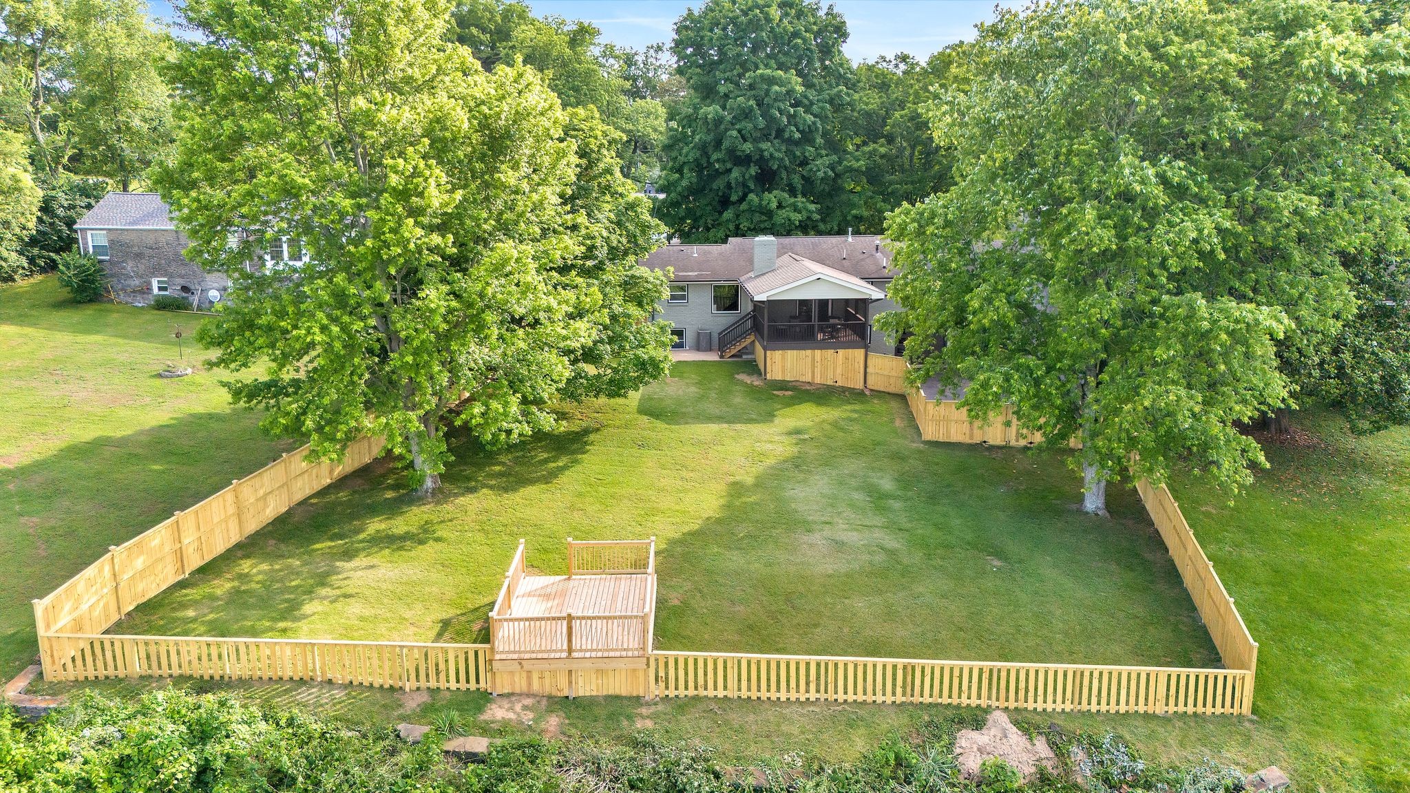 4010 Moss Rose Dr