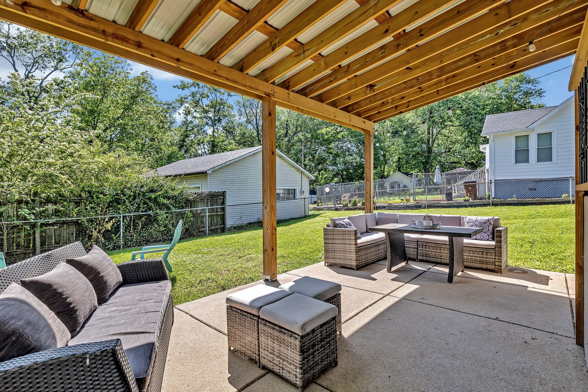 124 Becker Ave